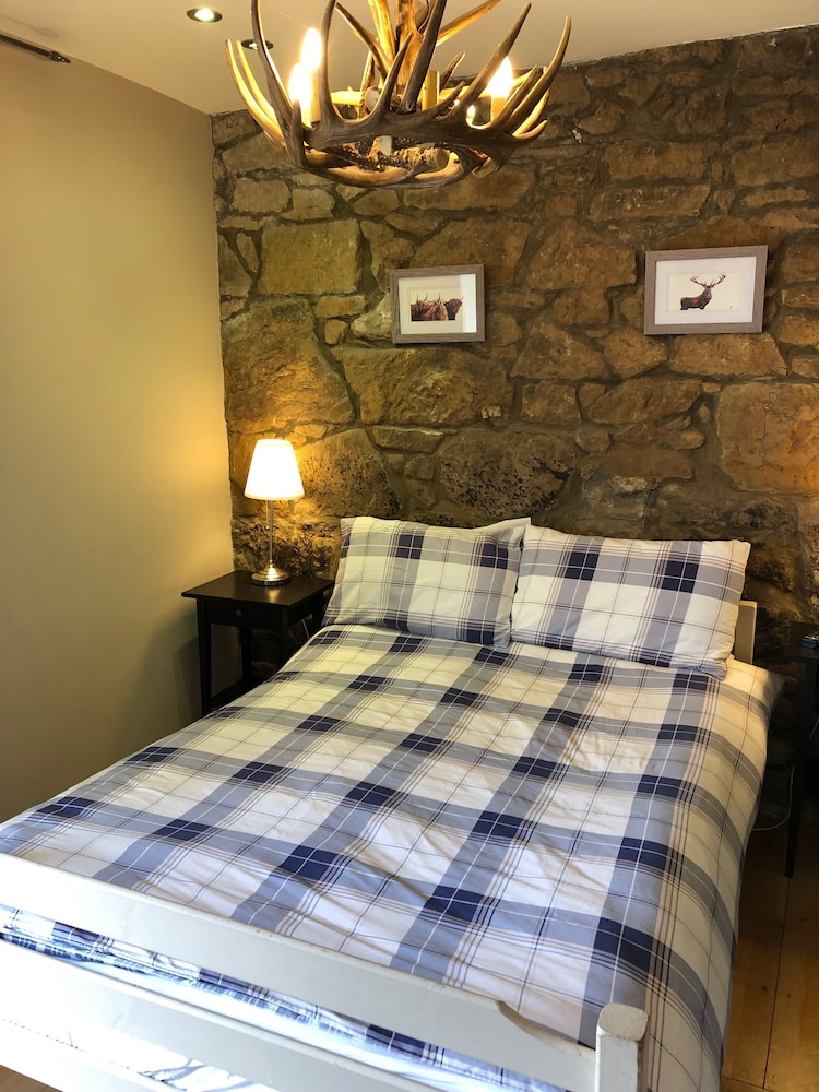 Riggend farm bed and breakfast