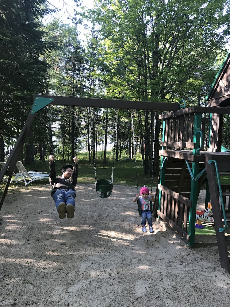 Family Reunion Cabin on Lake Vermilion 