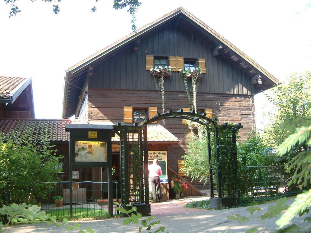 Pension St Georg Mit Moststuberl In Bad Griesbach Im Rottal