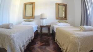1 dormitorio, decoración individual, mobiliario individual