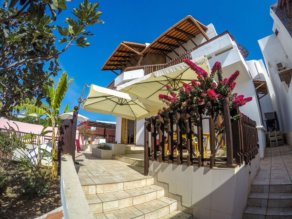 Salav Guesthouse in Praia, Cape Verde