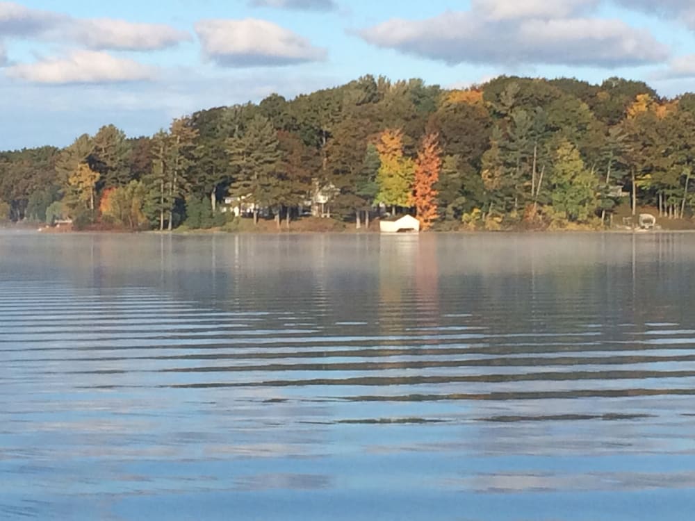 Lakefront Cottage on Beautiful Stony Lake in New Era Best Rates