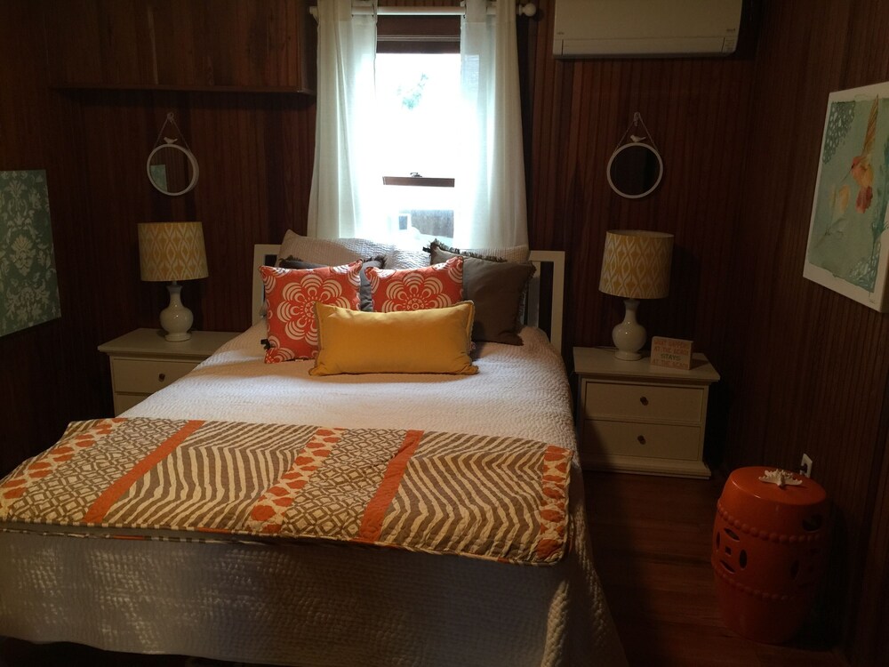 FANTASTIC LOCATION! single family home only 5 houses from the