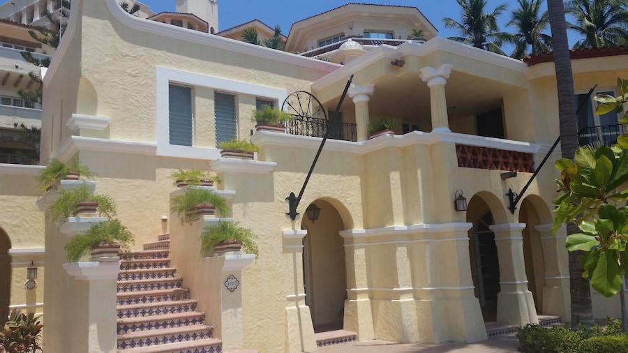 Marina Villas - Grand Isla Navidad