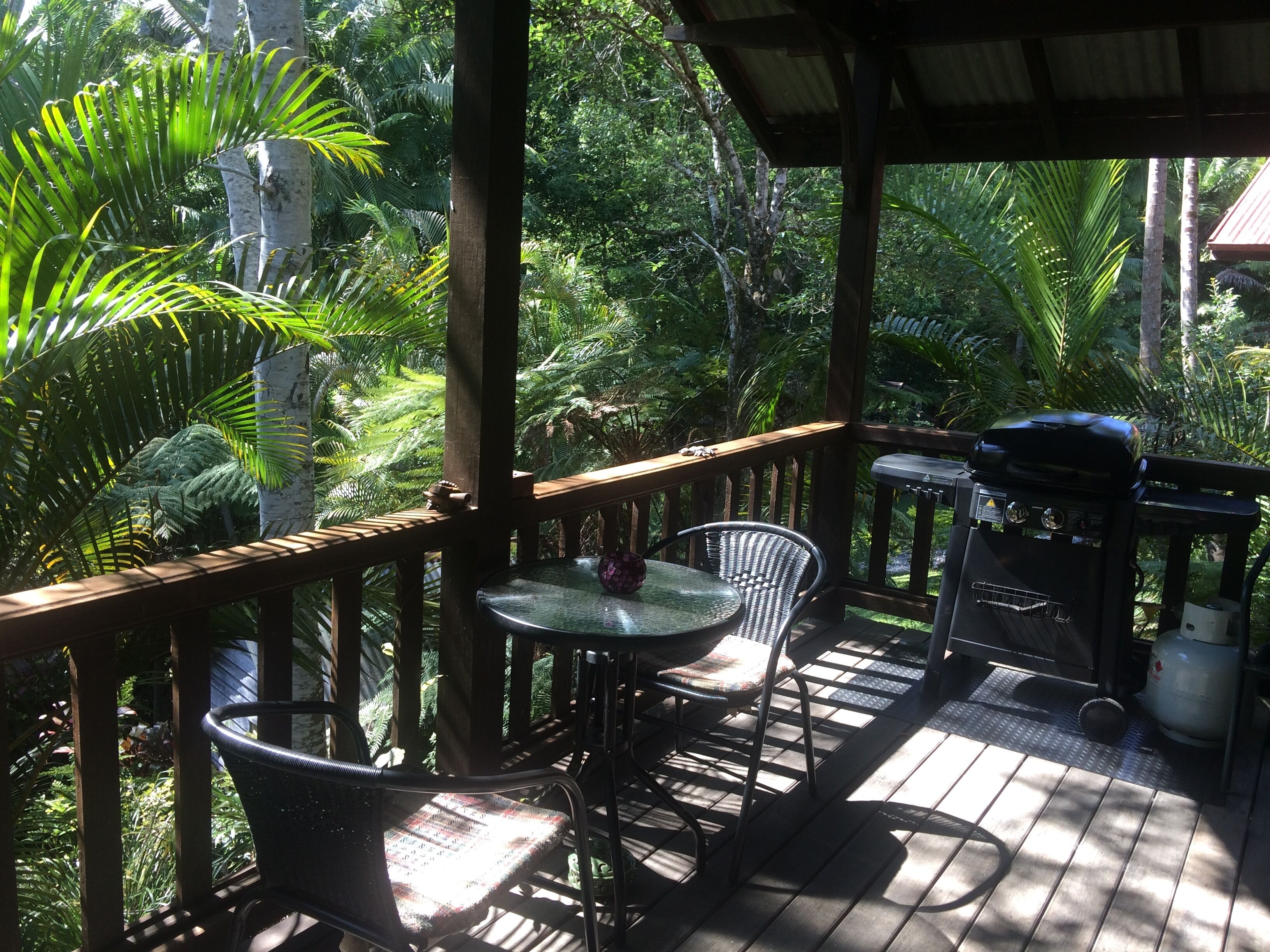 Koompartoo Retreat Romantic Timber Chalet 2