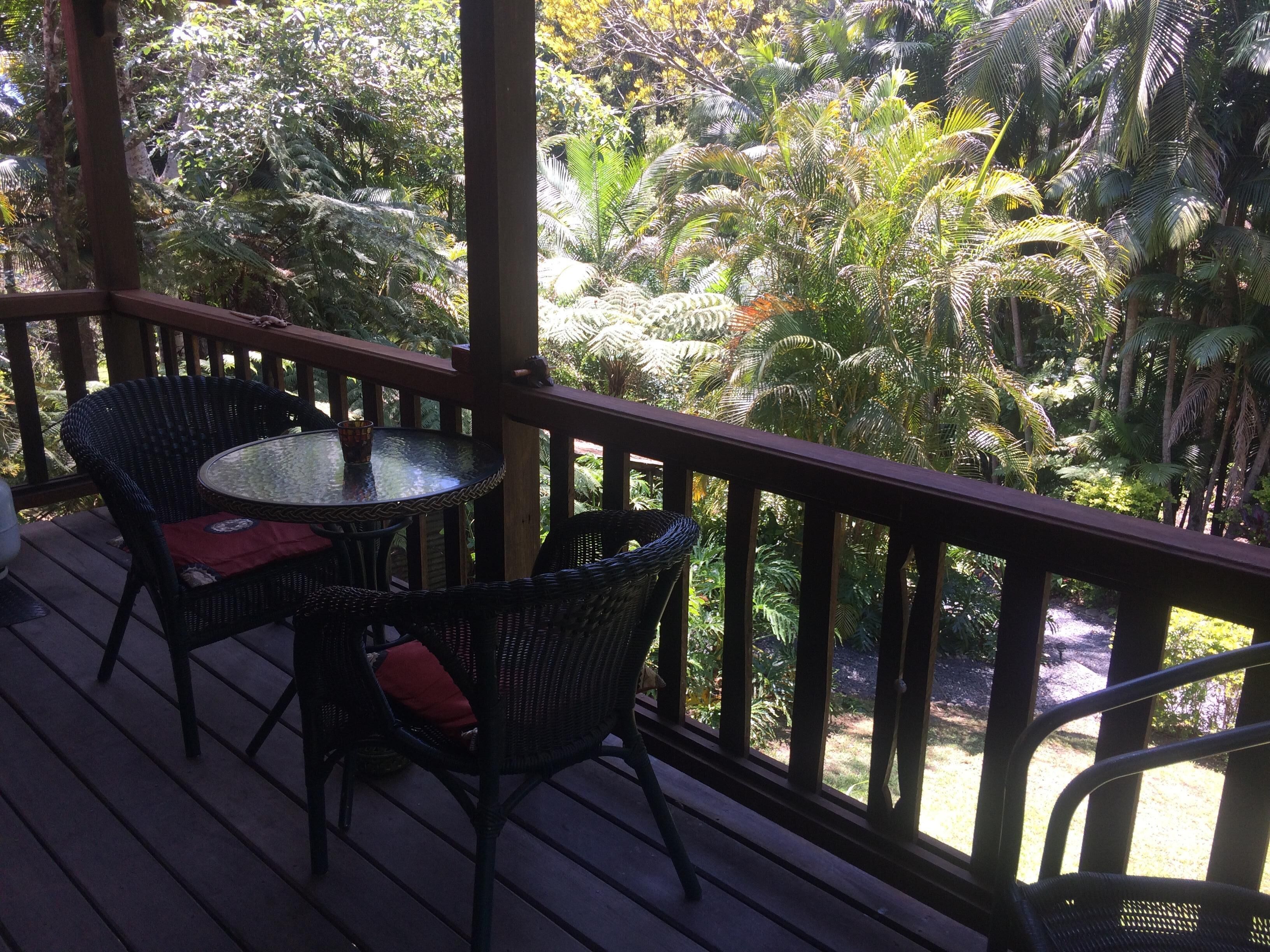 Koompartoo Retreat Romantic Timber Chalet 2