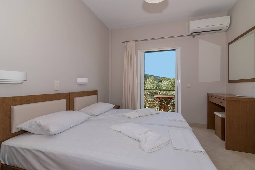 cactus hotel zante reviews