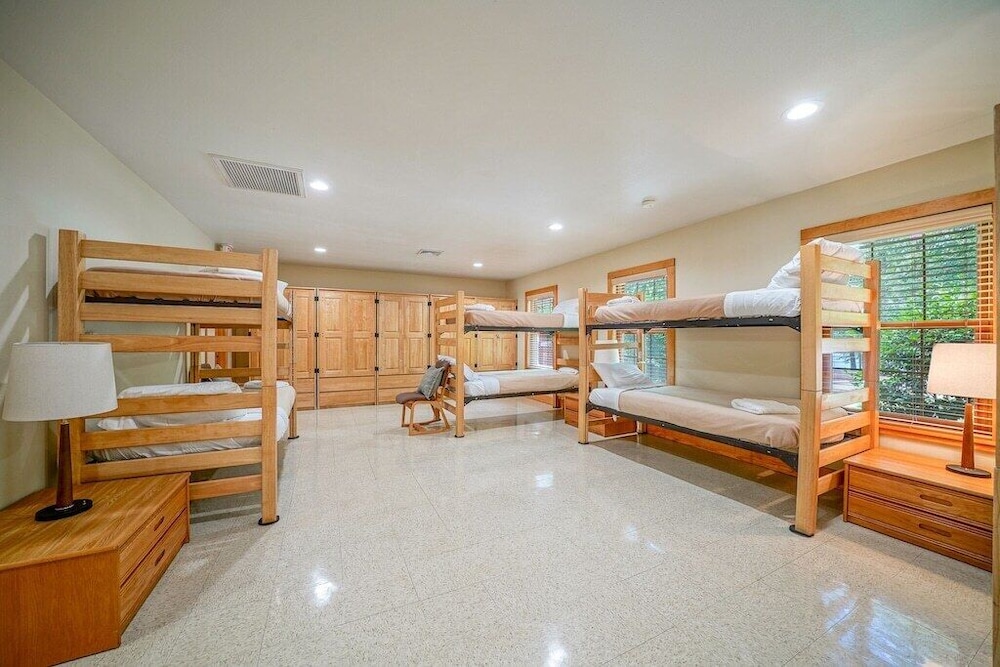 Secluded Lakefront Lodge DeGray Lake Amity Vrbo