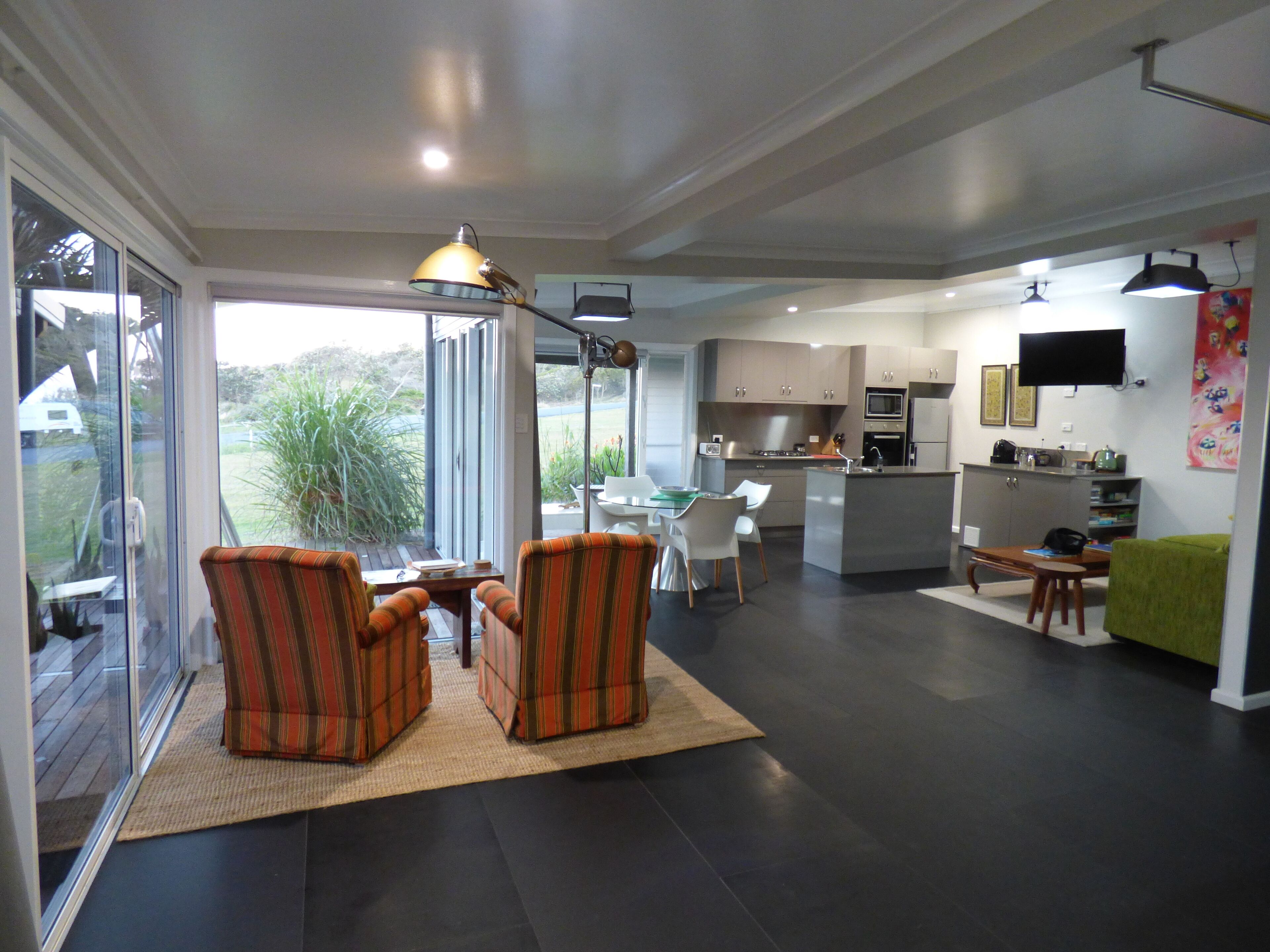 ArtHOUSE Beachfront Accommodation