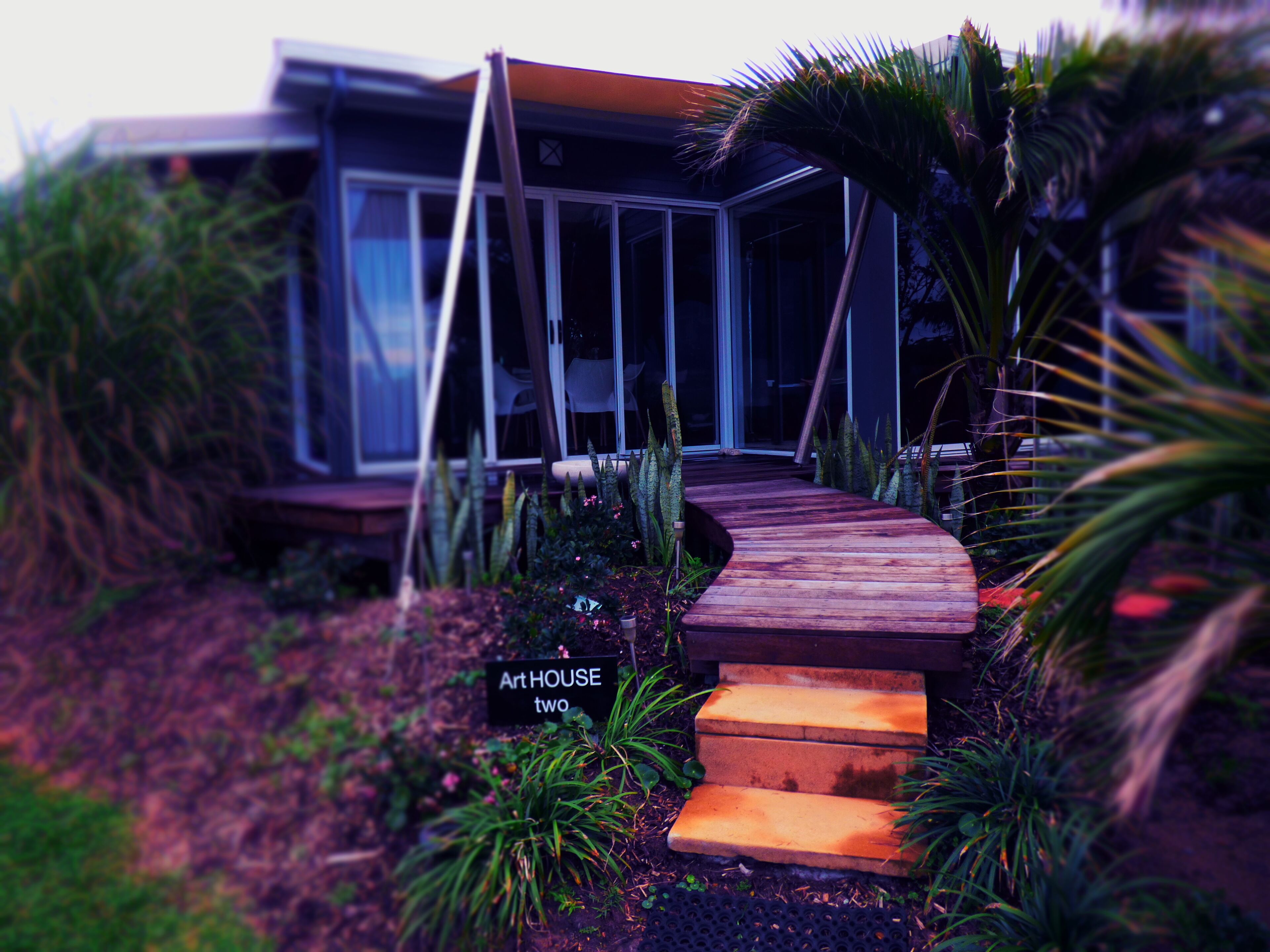 ArtHOUSE Beachfront Accommodation