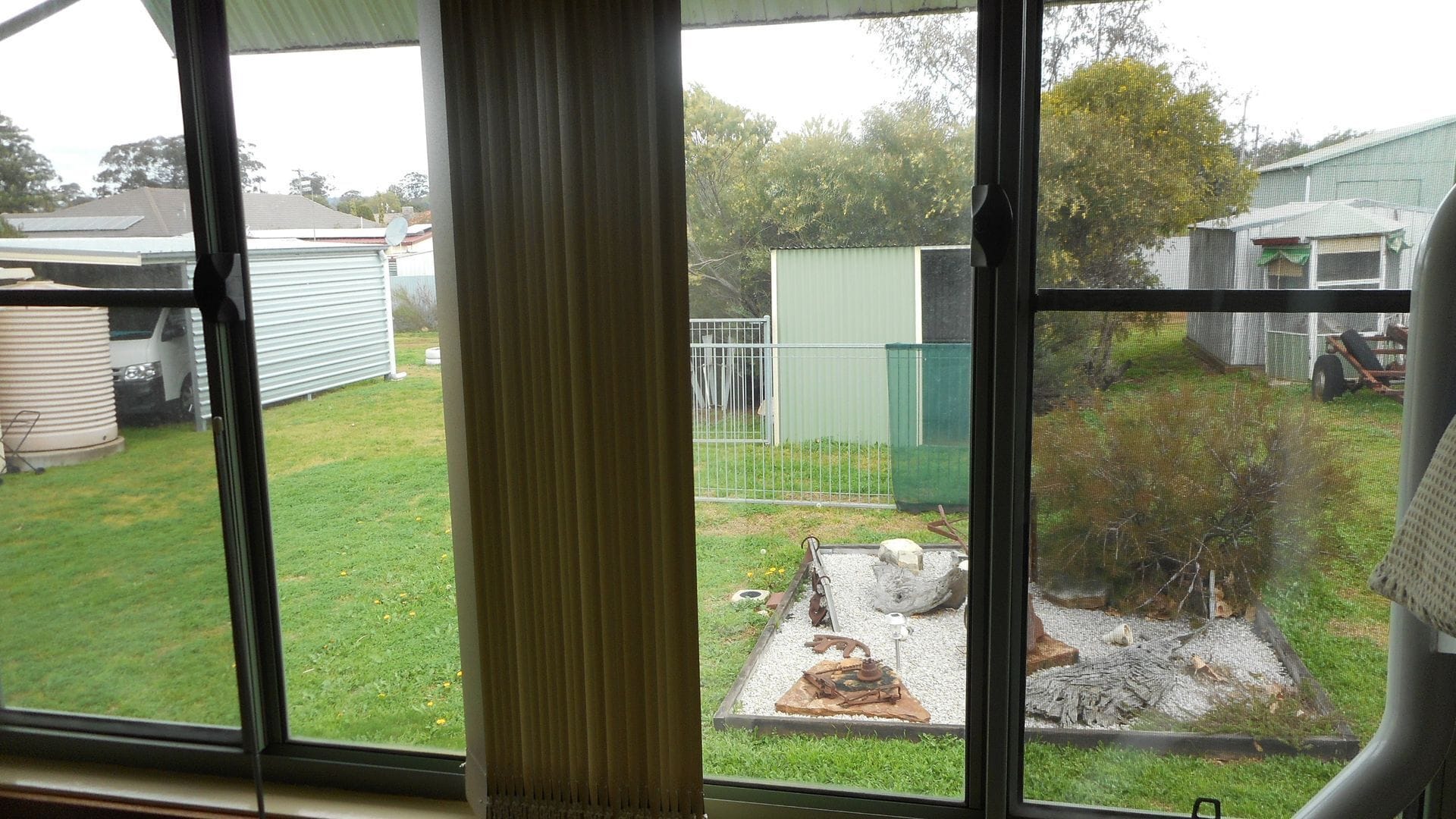 Dunedoo - Caddy Shack