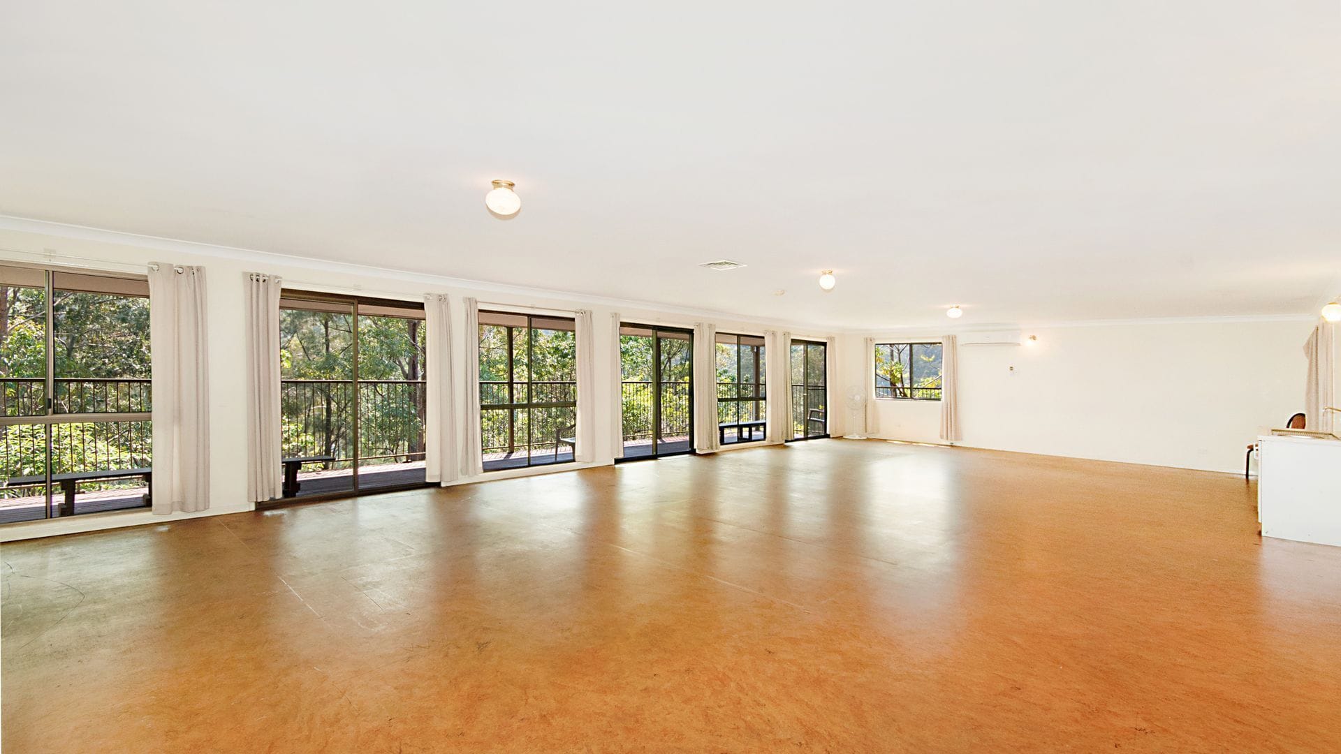 Sine Cera Rainforest Retreat