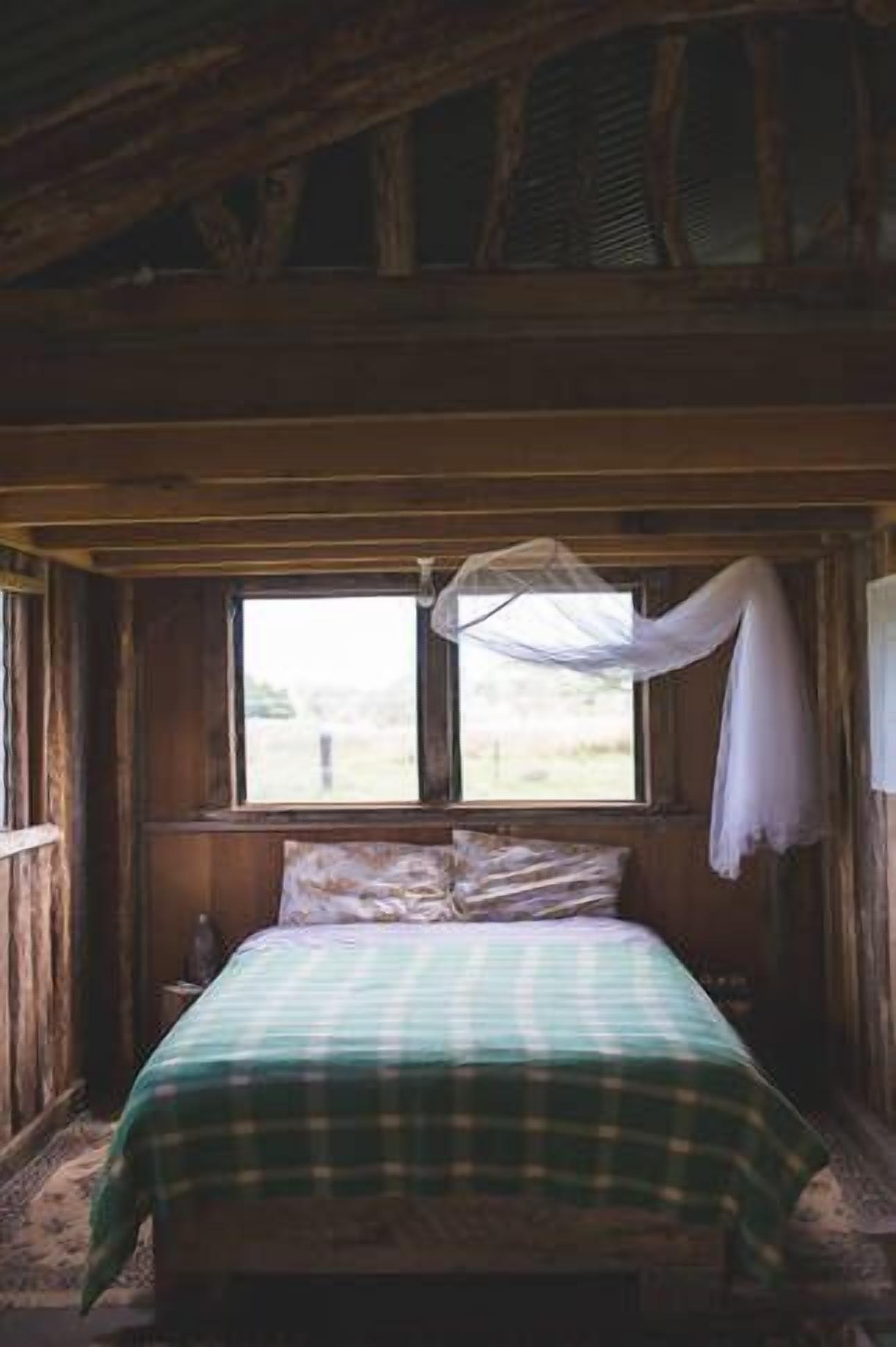 Hernani Wilderness Hut: WeilHouse Living