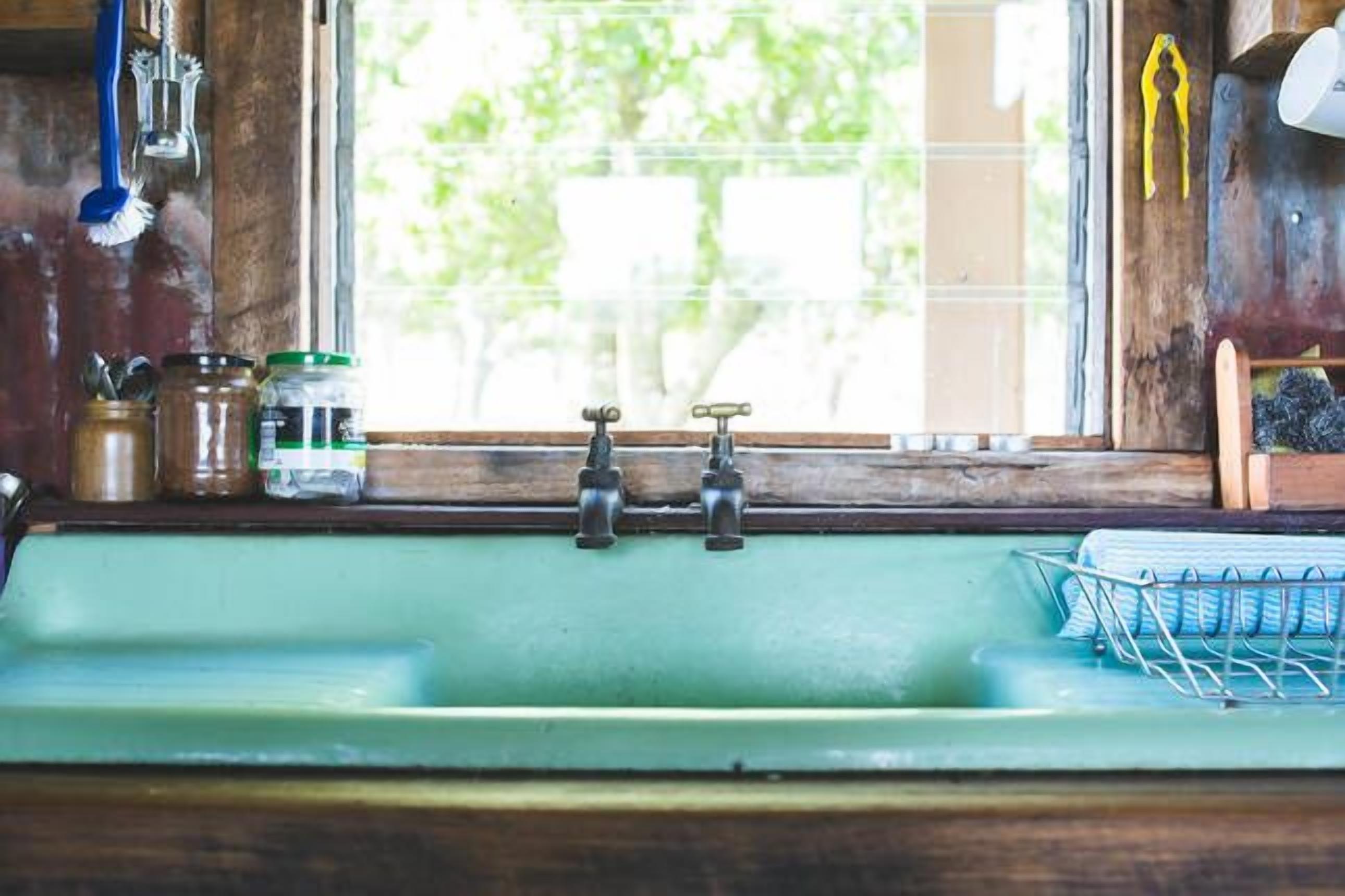 Hernani Wilderness Hut: WeilHouse Living