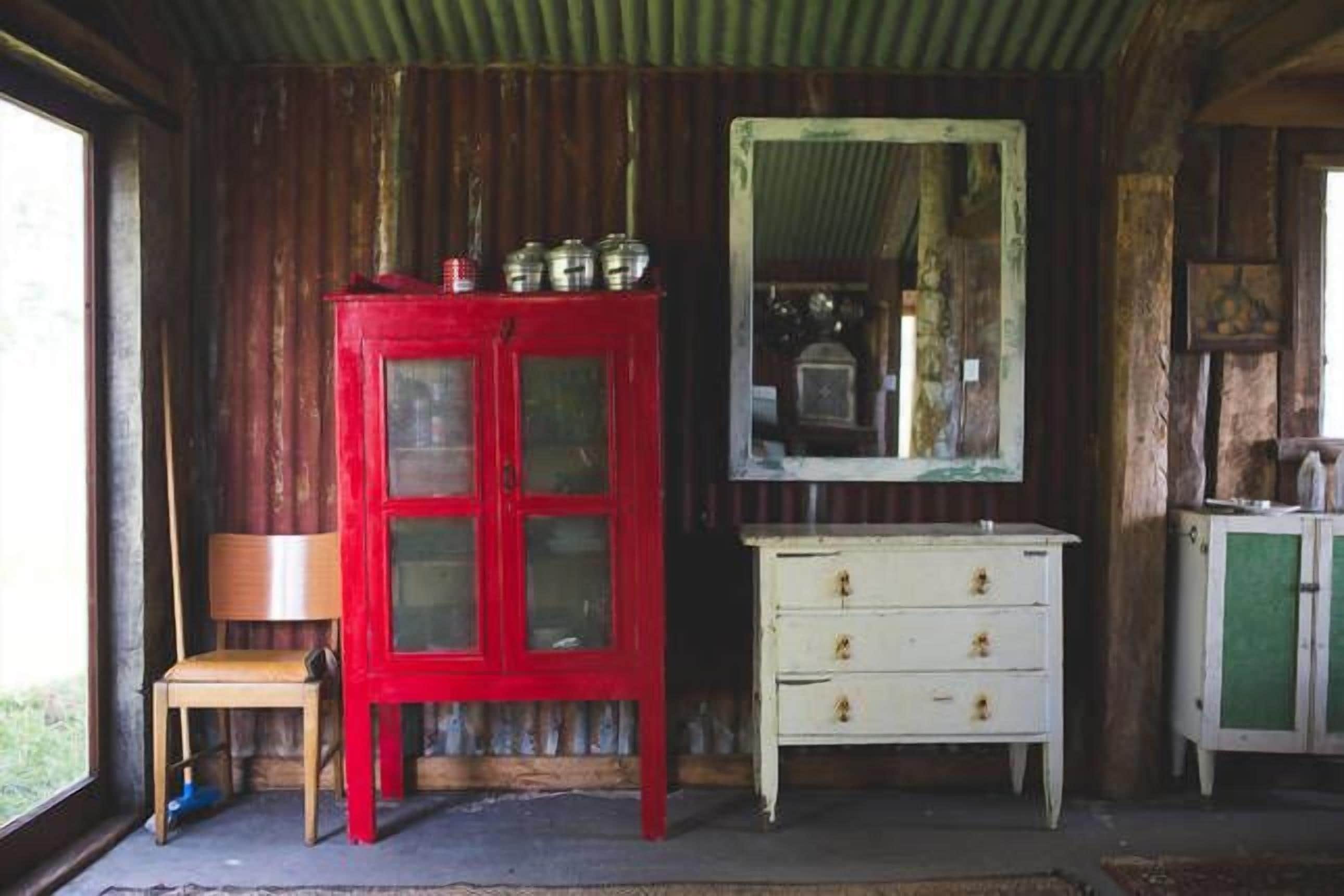 Hernani Wilderness Hut: WeilHouse Living