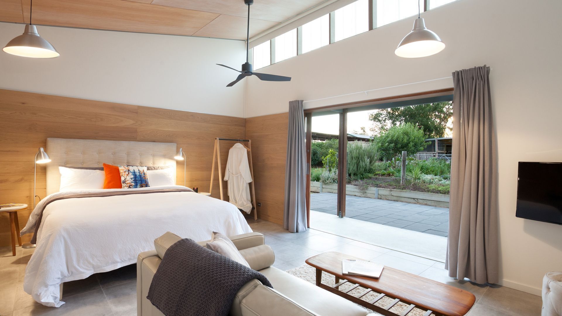 Studio 367 - beautiful handcrafted studio