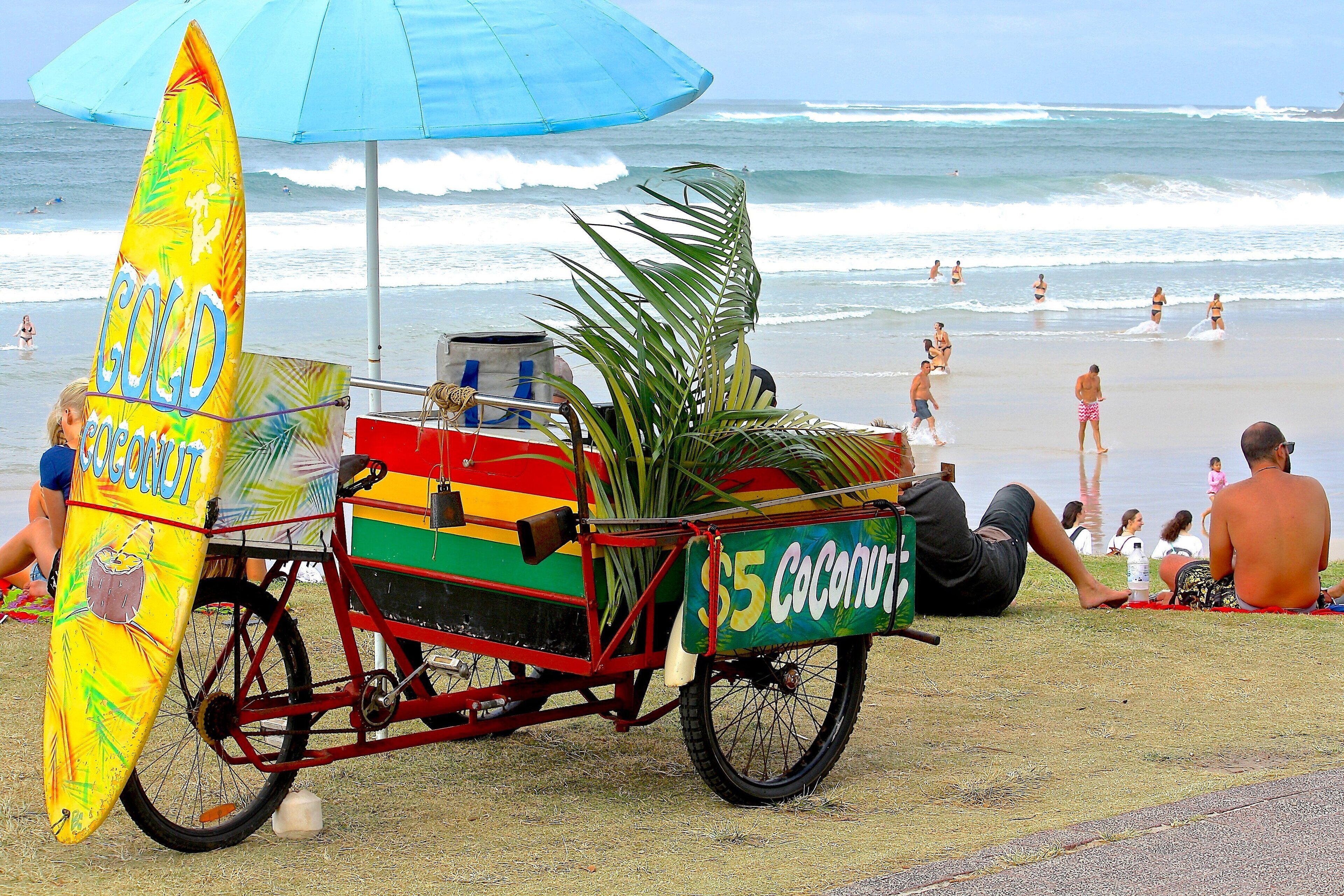 Cossies by the Sea - Pool, Air-con, Netflix, Wifi