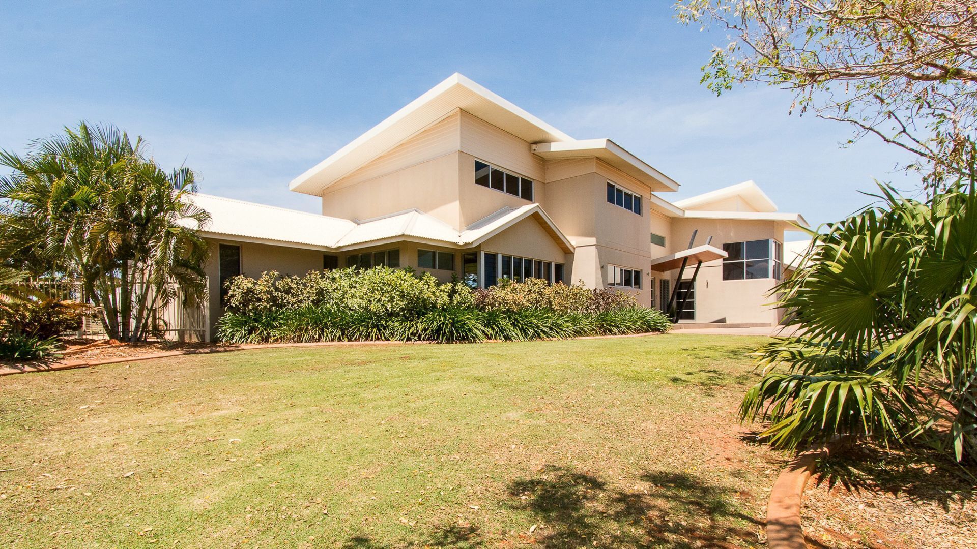 Luxury Accommodation For Large Groups & Families