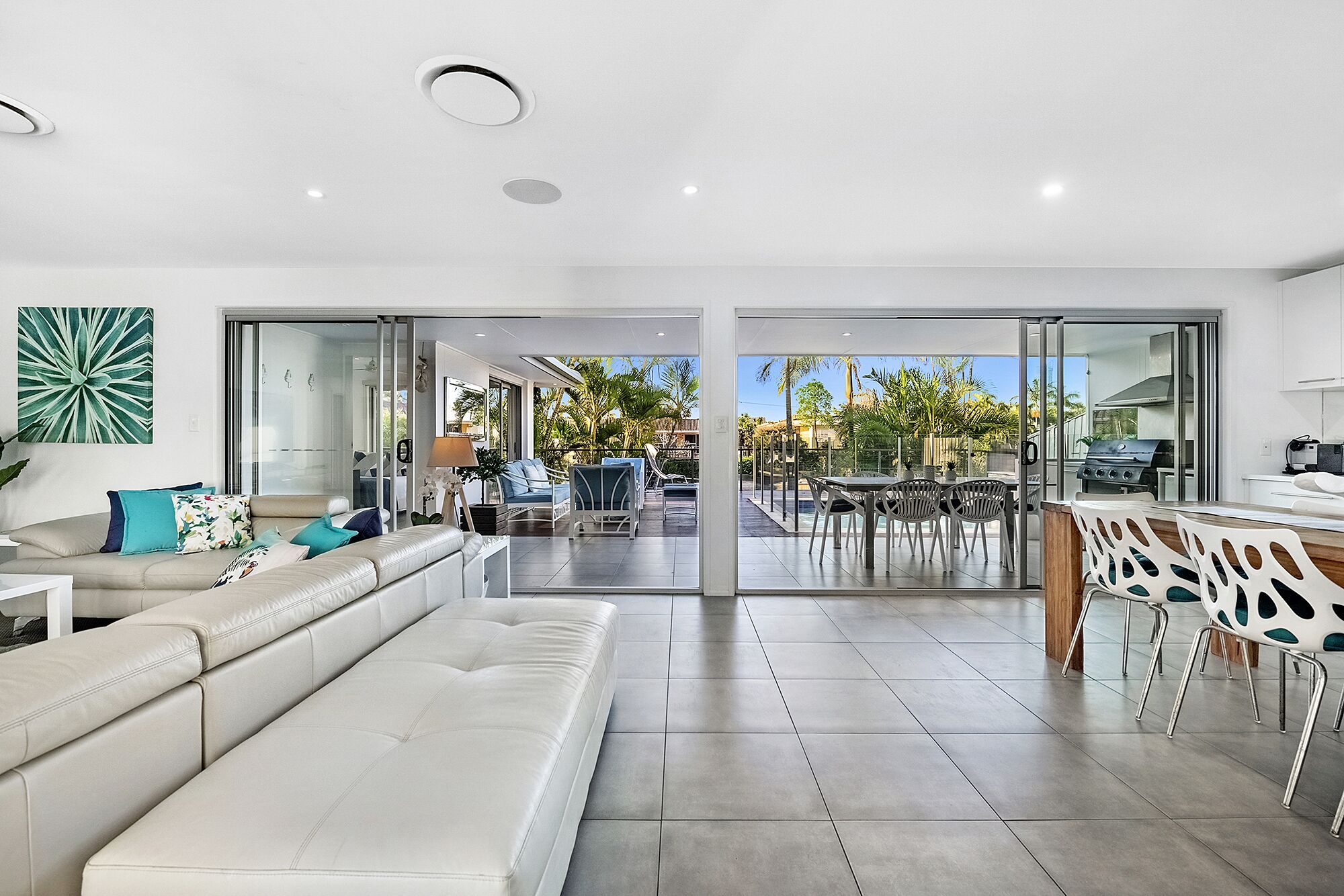Vogue Holiday Homes - Malibu Shores @ Broadbeach