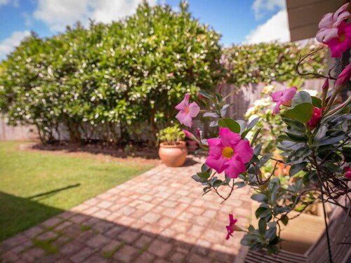 Tamarind Street Cottage