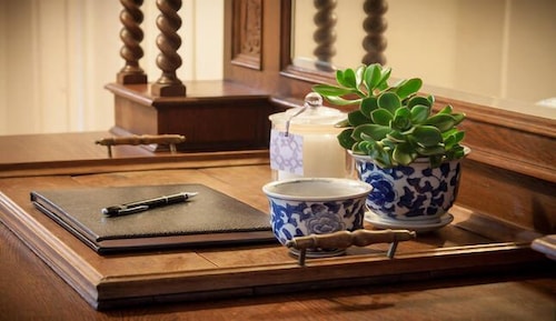 Tamarind Street Cottage