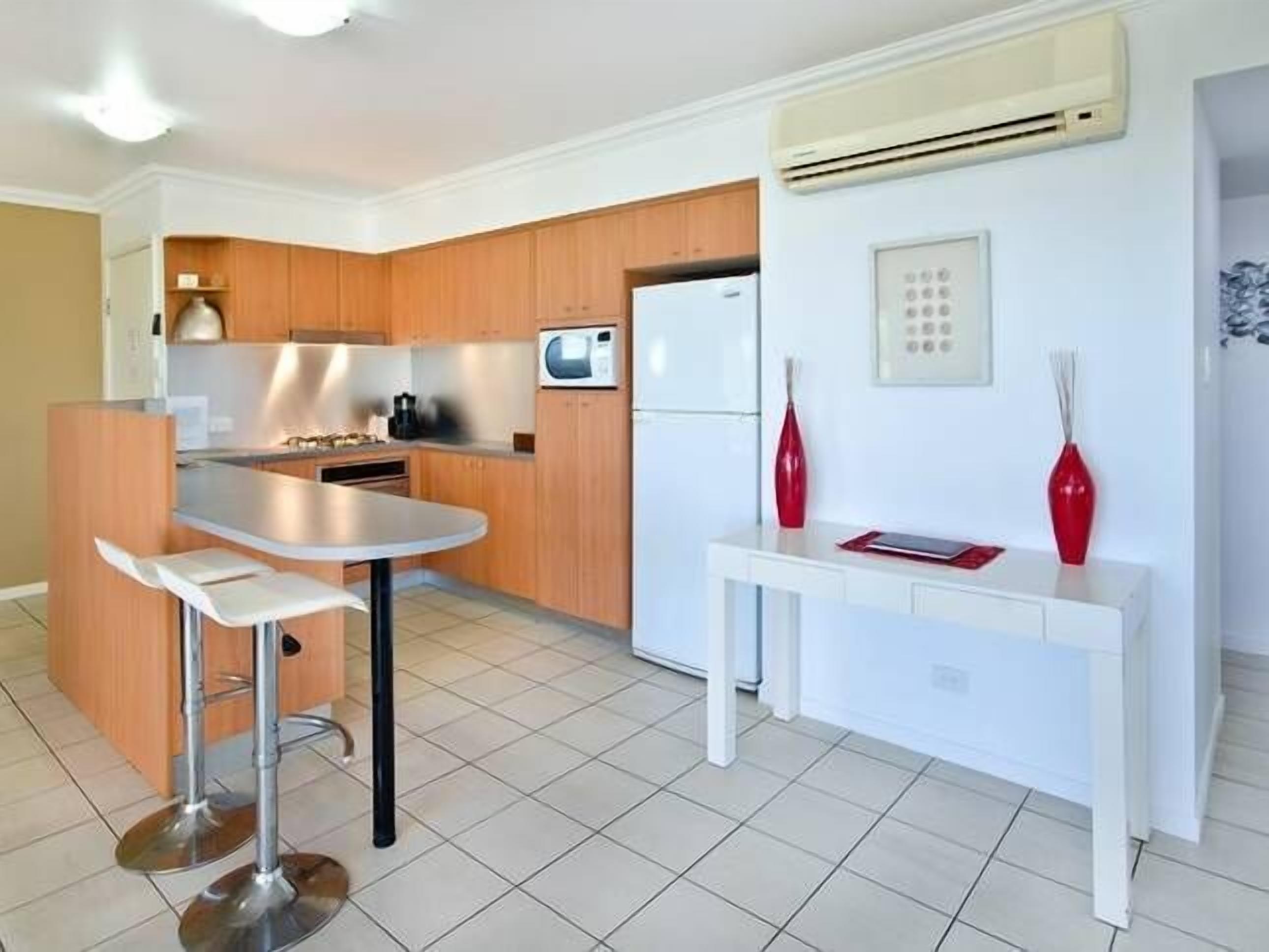 Oasis 18 - Hamilton Island