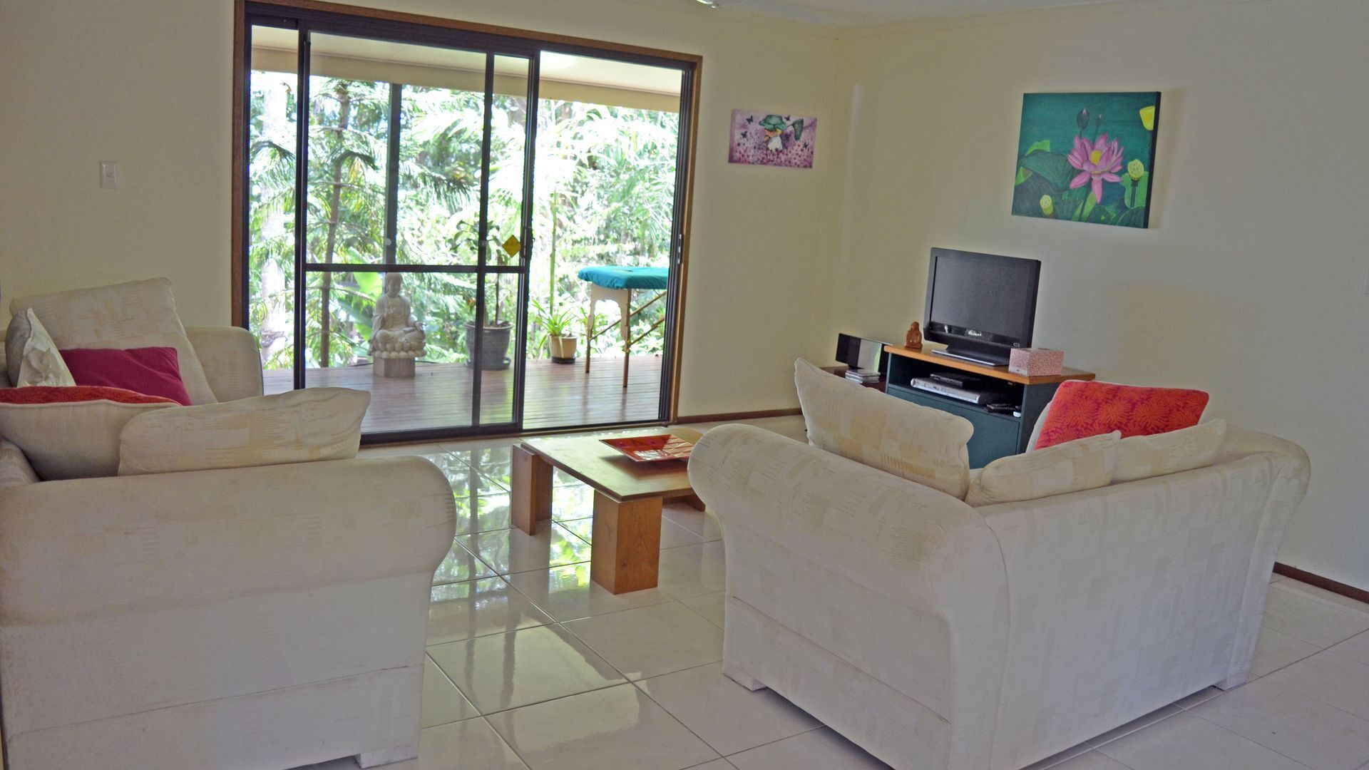 Rainforest Paradise, Close to Cairns CBD