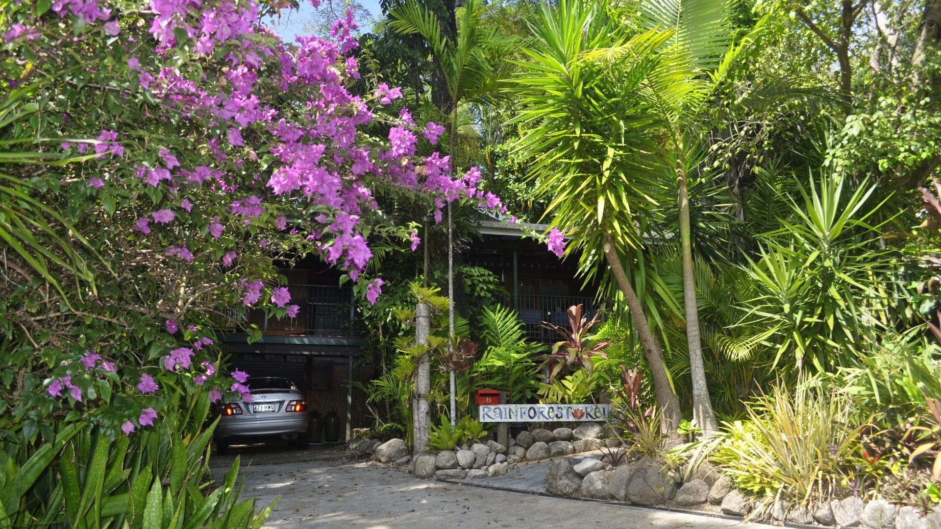 Rainforest Paradise, Close to Cairns CBD
