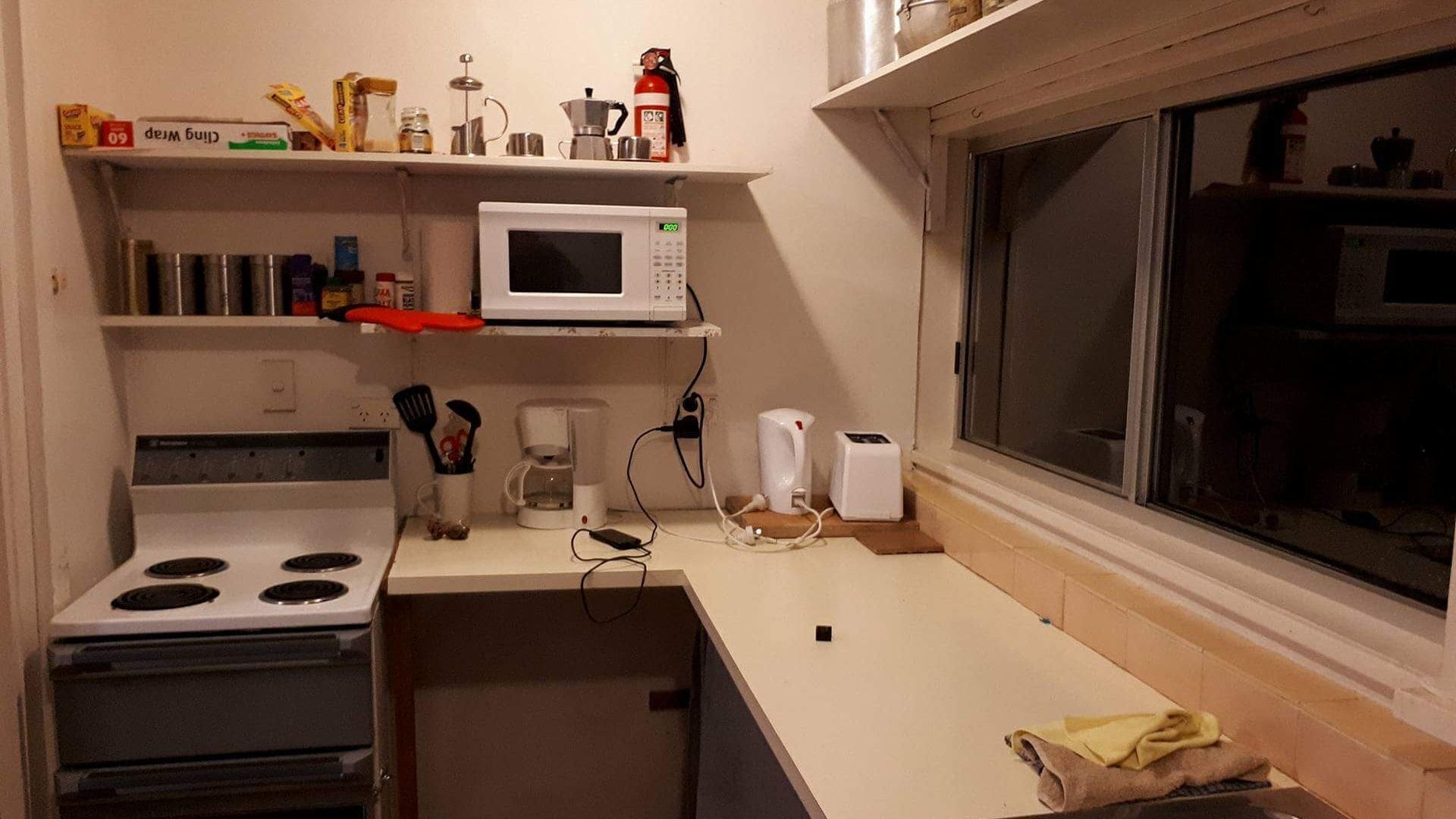 41 Hickory heritage cottage in town