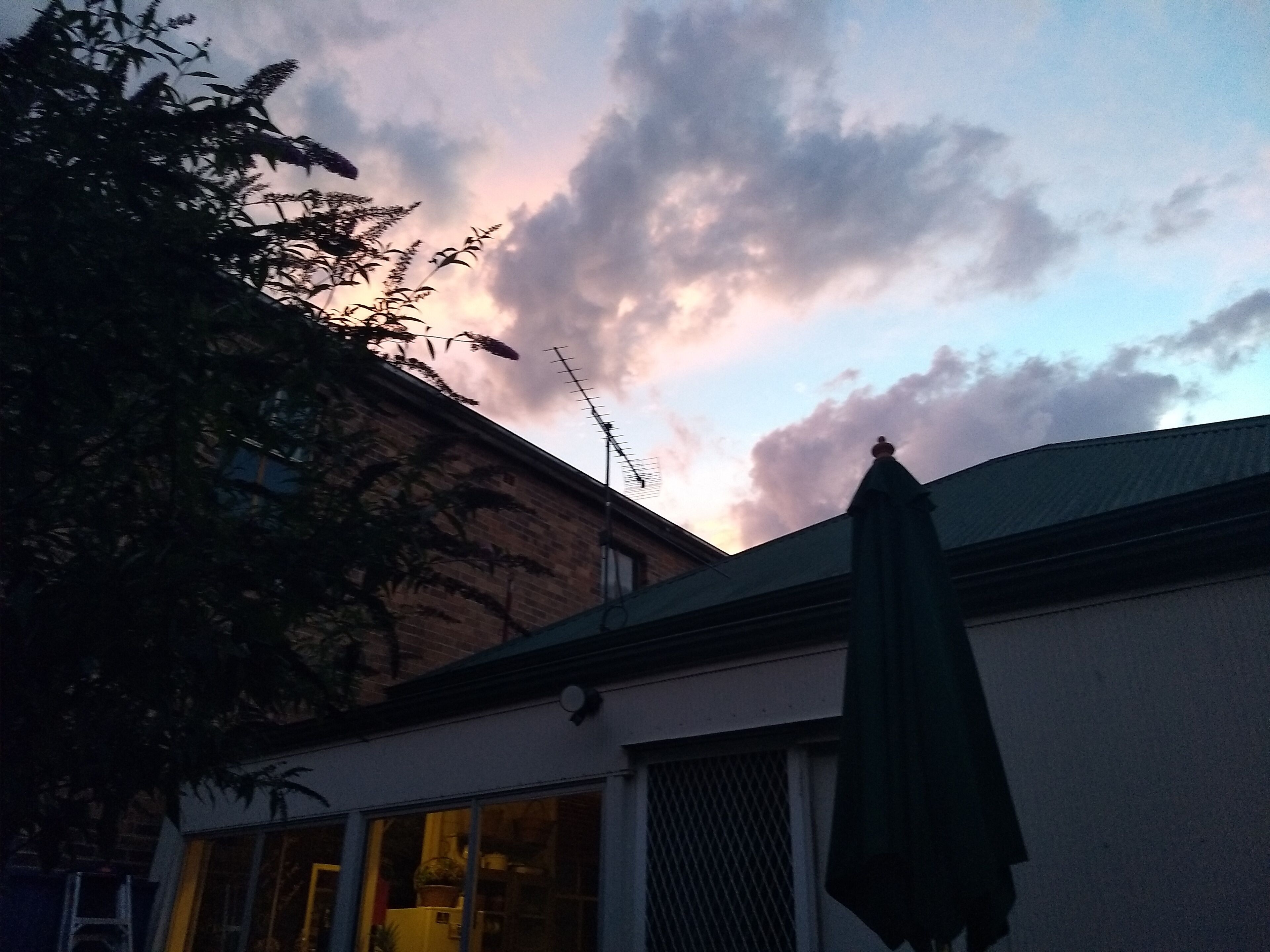 41 Hickory heritage cottage in town