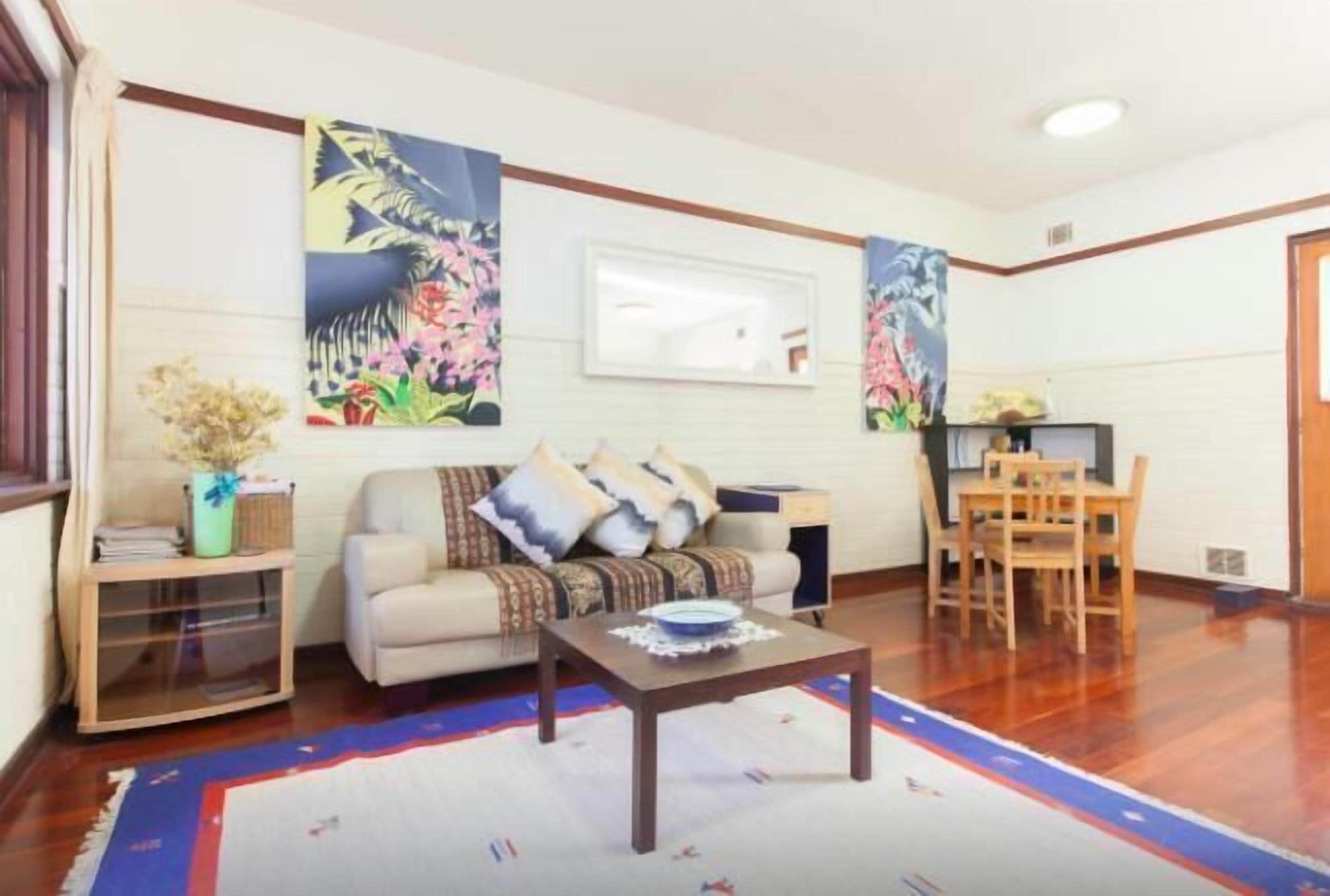 B4 UWA, Swan River, Hospitals, CBD