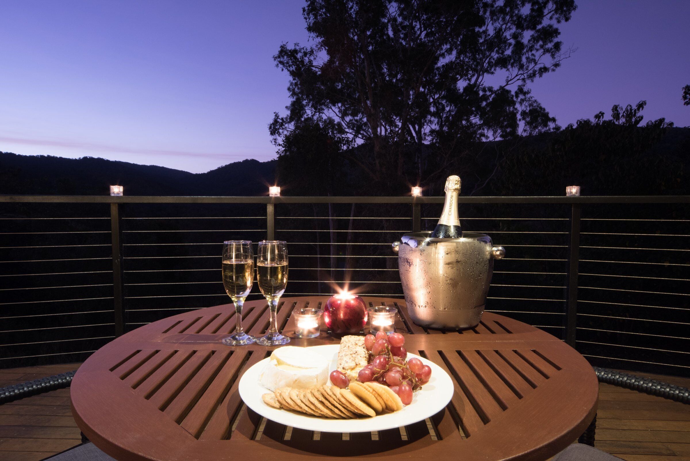 Twin Shower, Spa, Private, Balcony, Large Kitchen