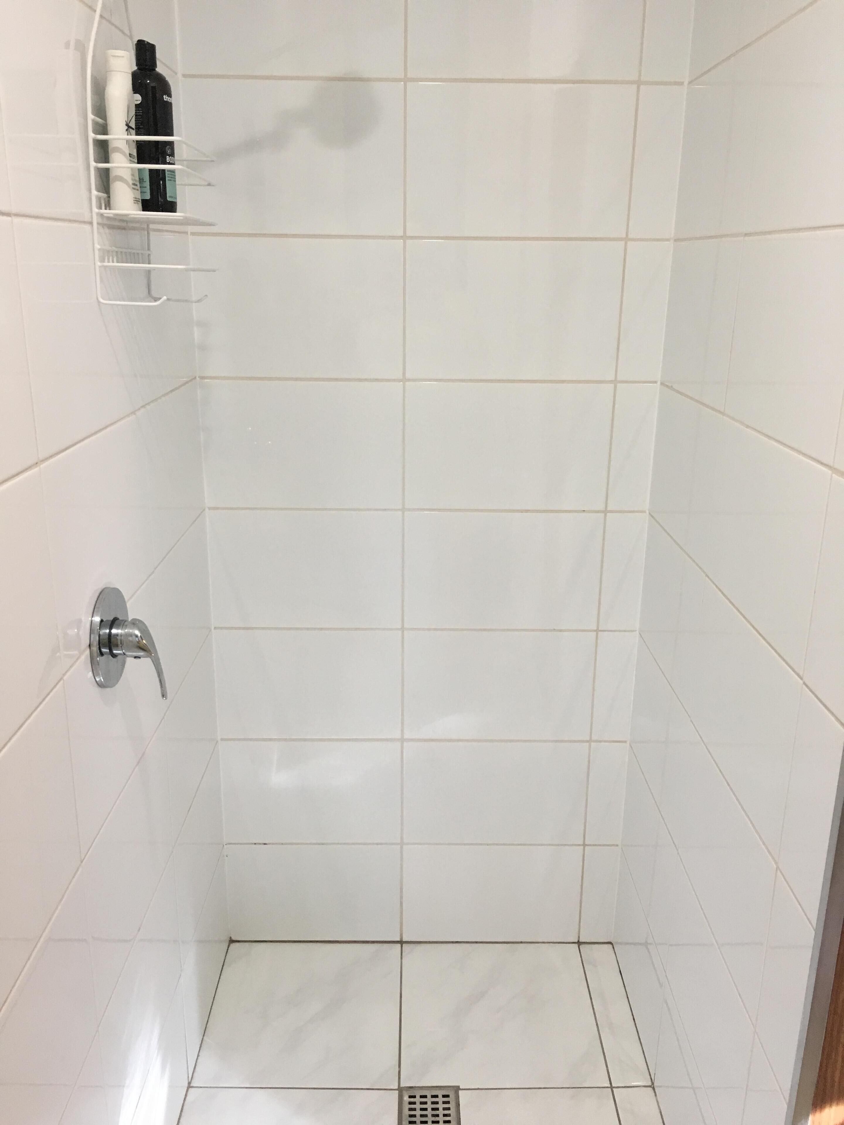 BRAND NEW Private retreat/cabin nestled in the forest and fully self contained