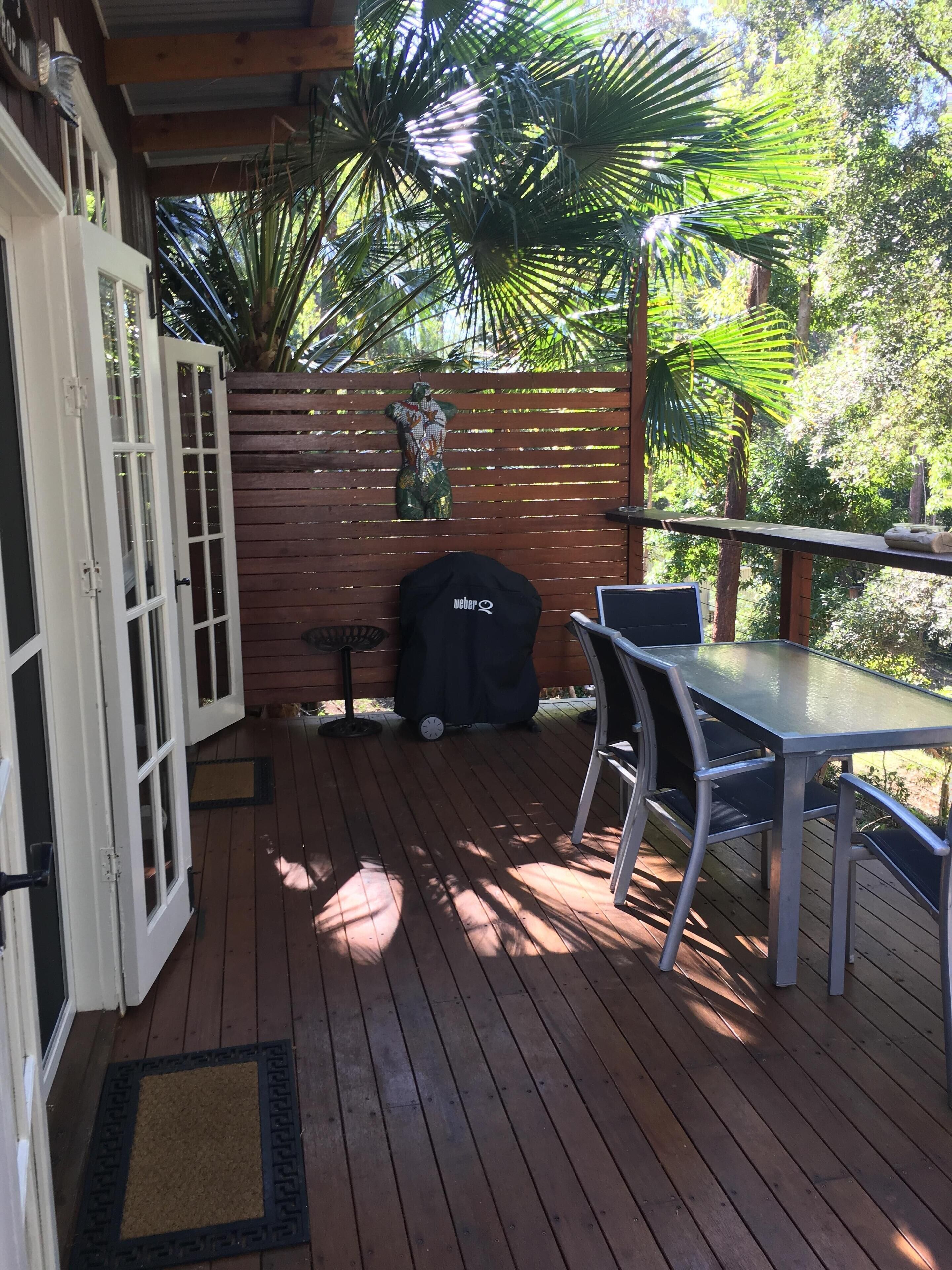 BRAND NEW Private retreat/cabin nestled in the forest and fully self contained