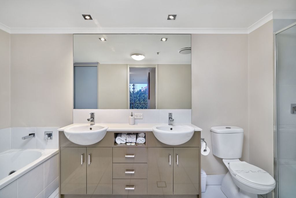 Centrepoint Apartments