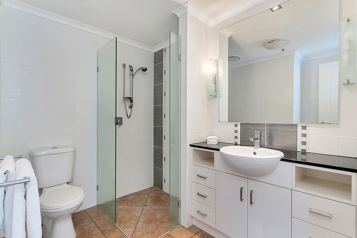 Centrepoint Apartments