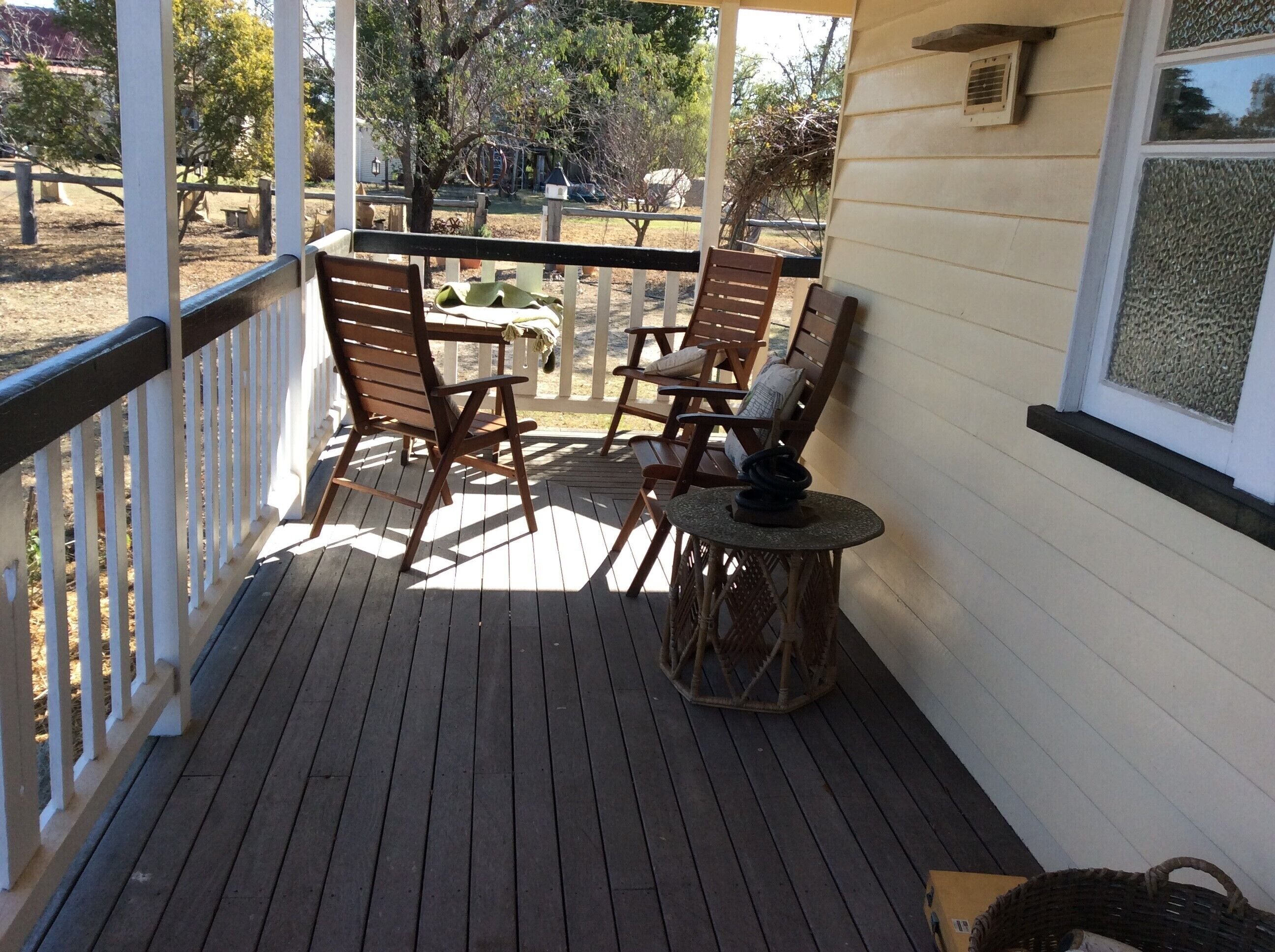 Delightful Queensland ..Country Cottage..With Comfort and Style