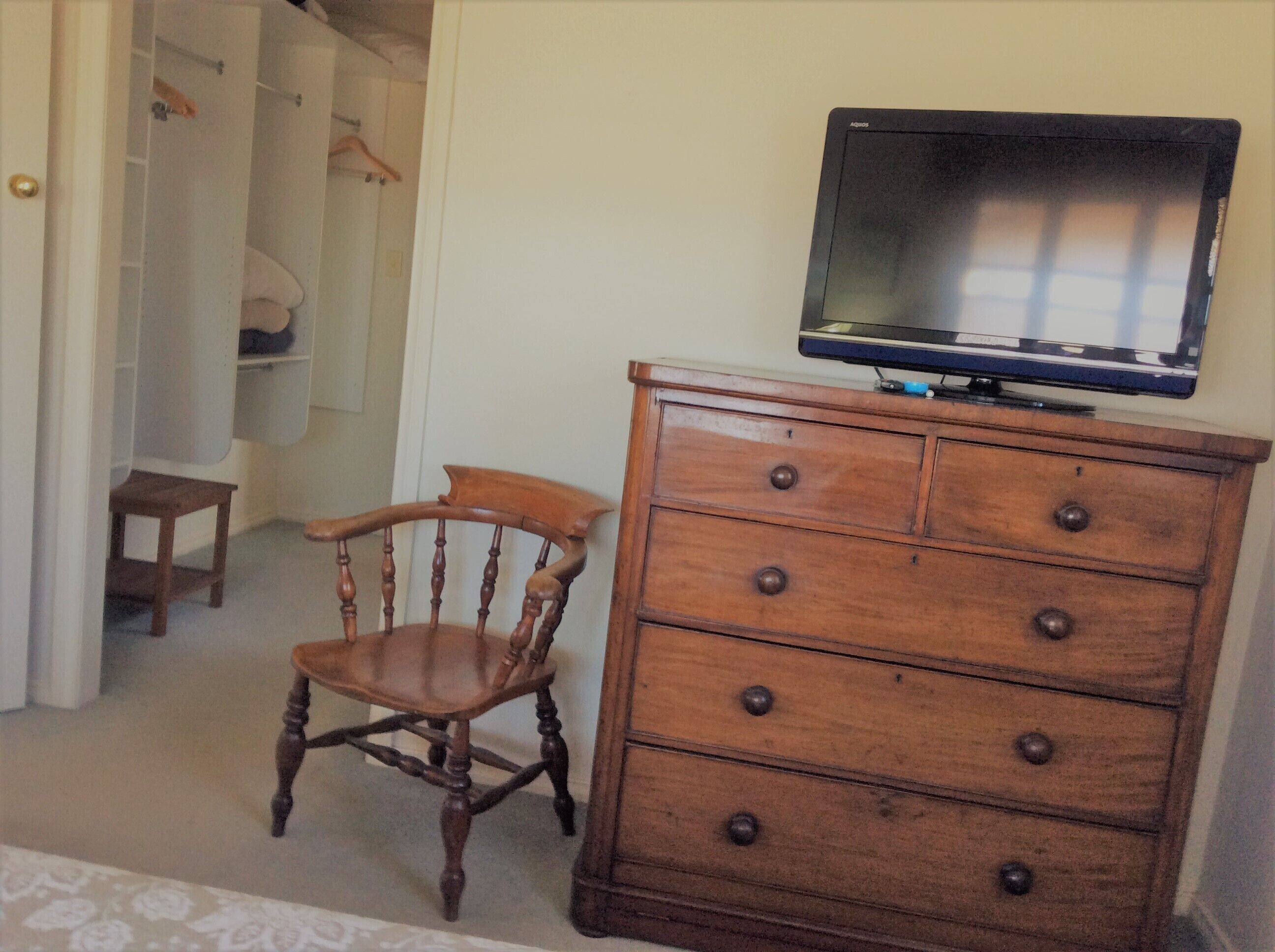 Delightful Queensland ..Country Cottage..With Comfort and Style