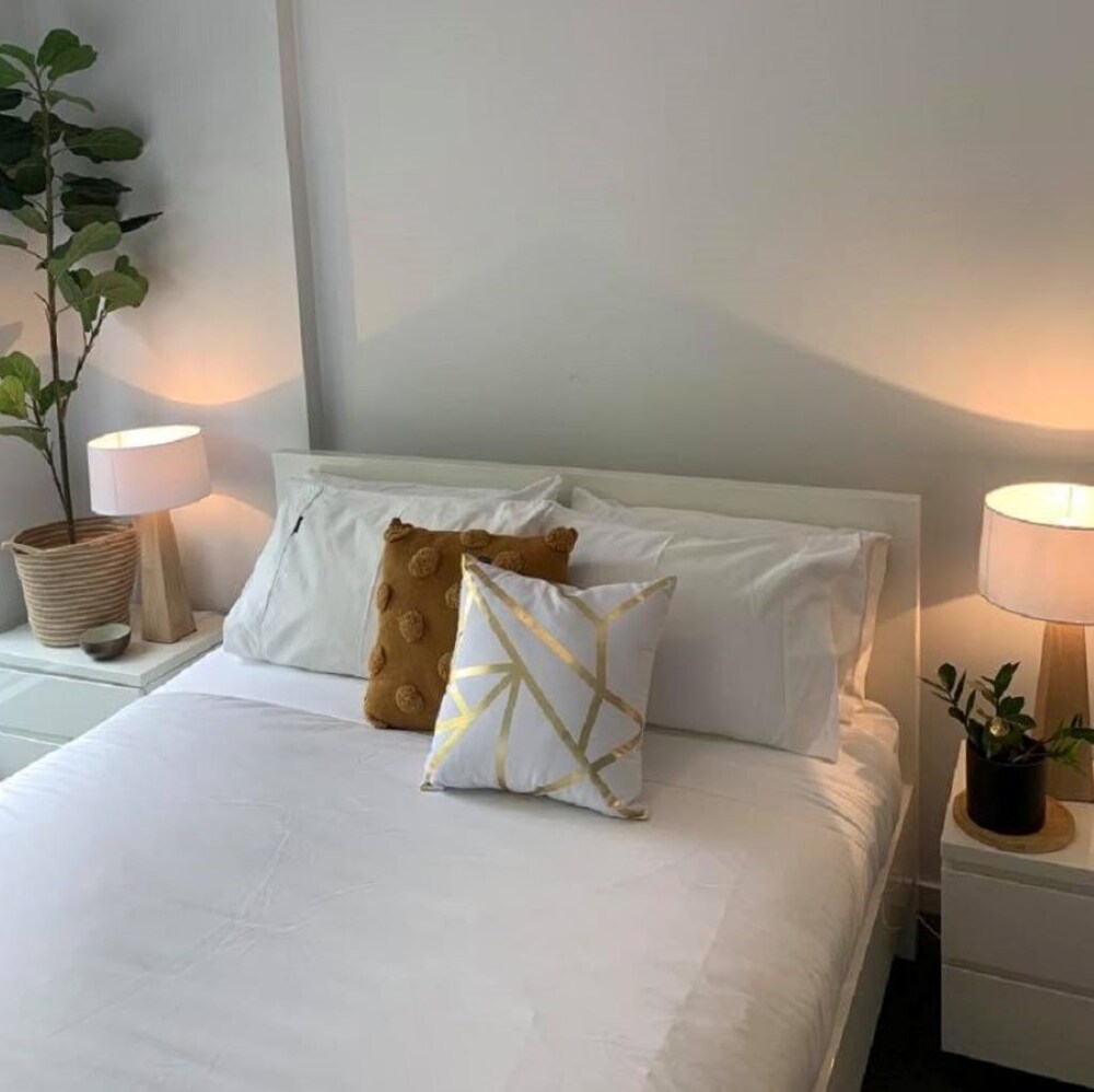Modern Apartment Heidelberg 2 Bedroom 2 Bathroom Melbourne Stayz