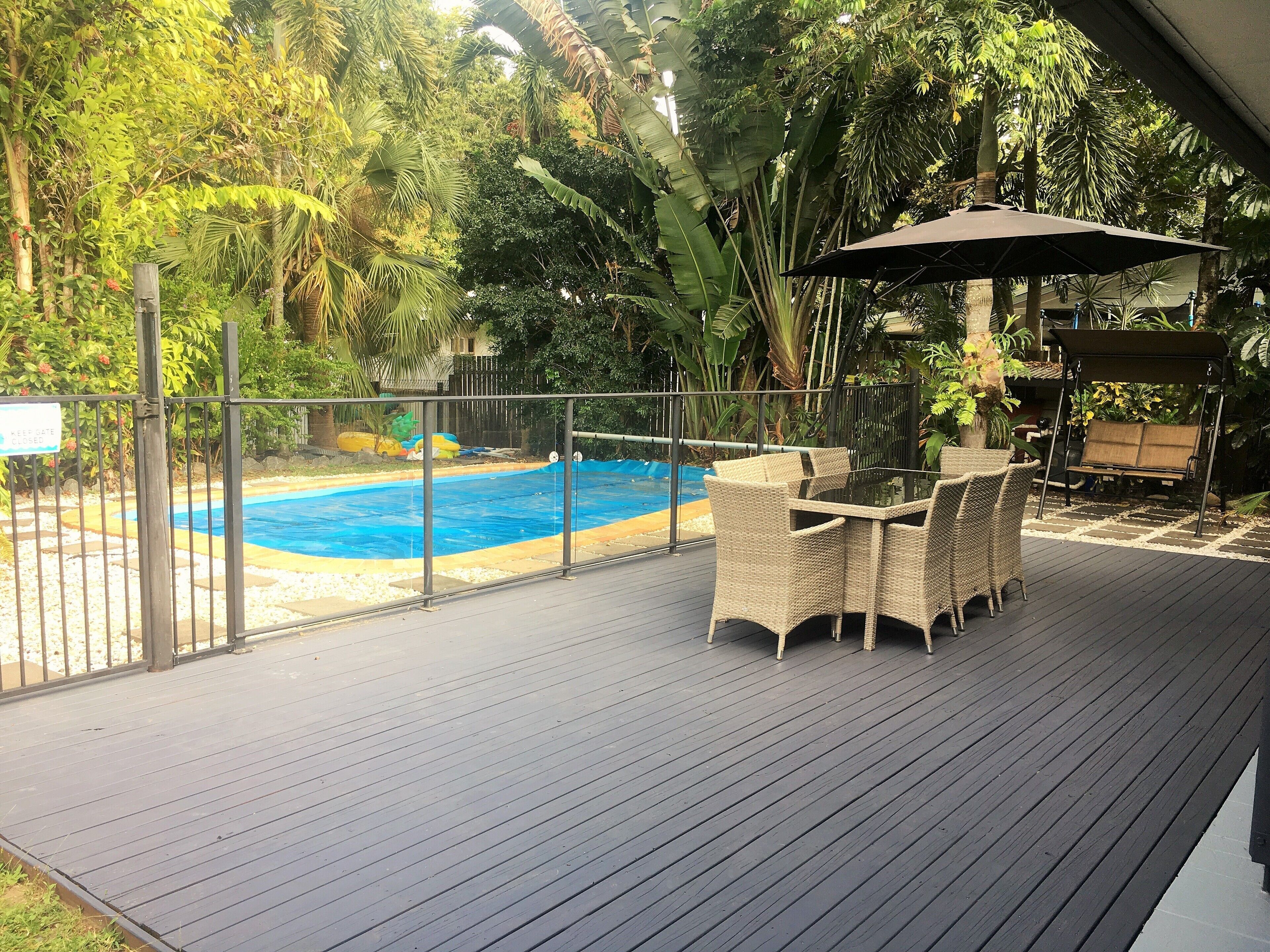 Tropical Private Open Space at Trinity