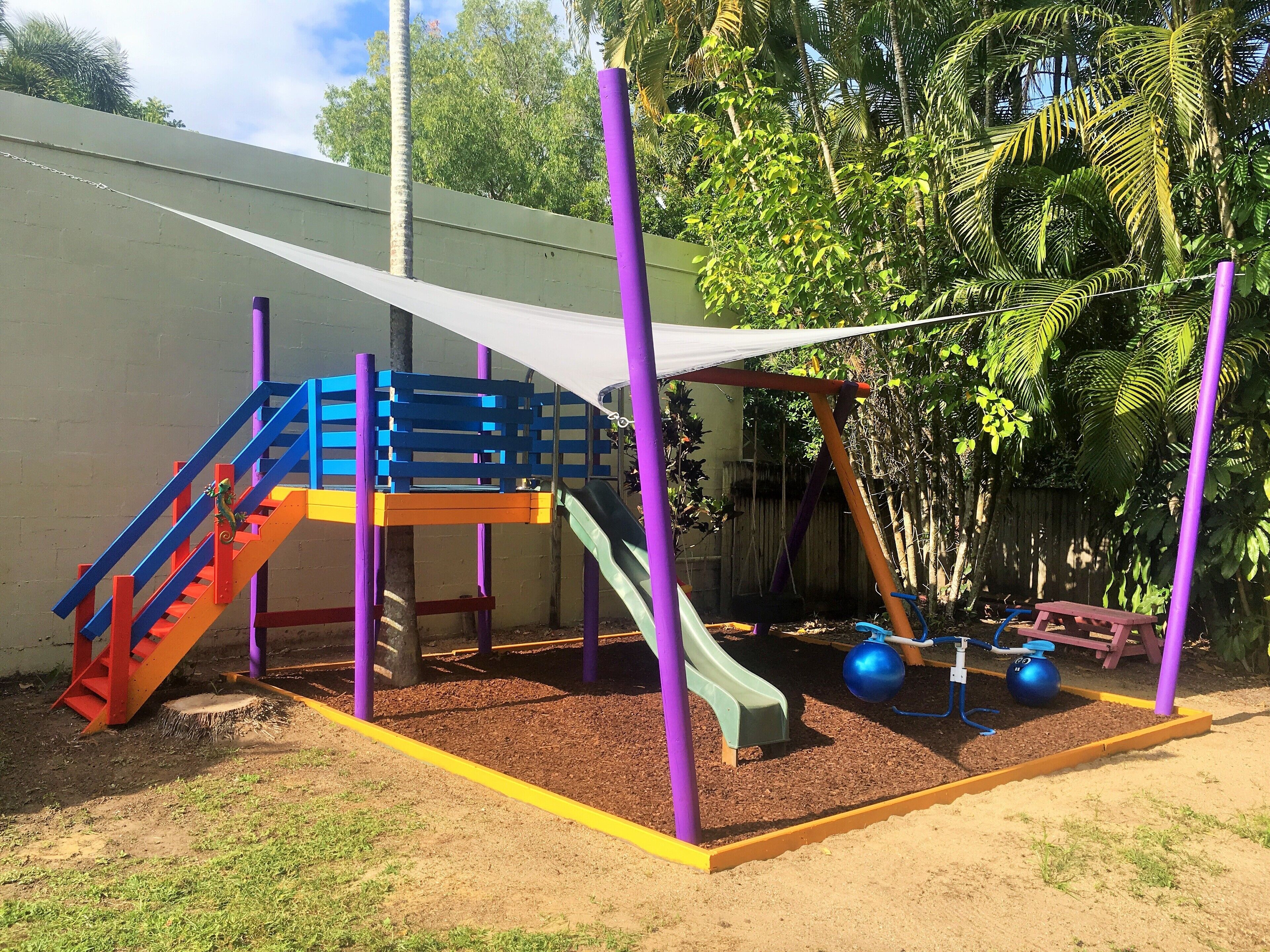 Tropical Private Open Space at Trinity