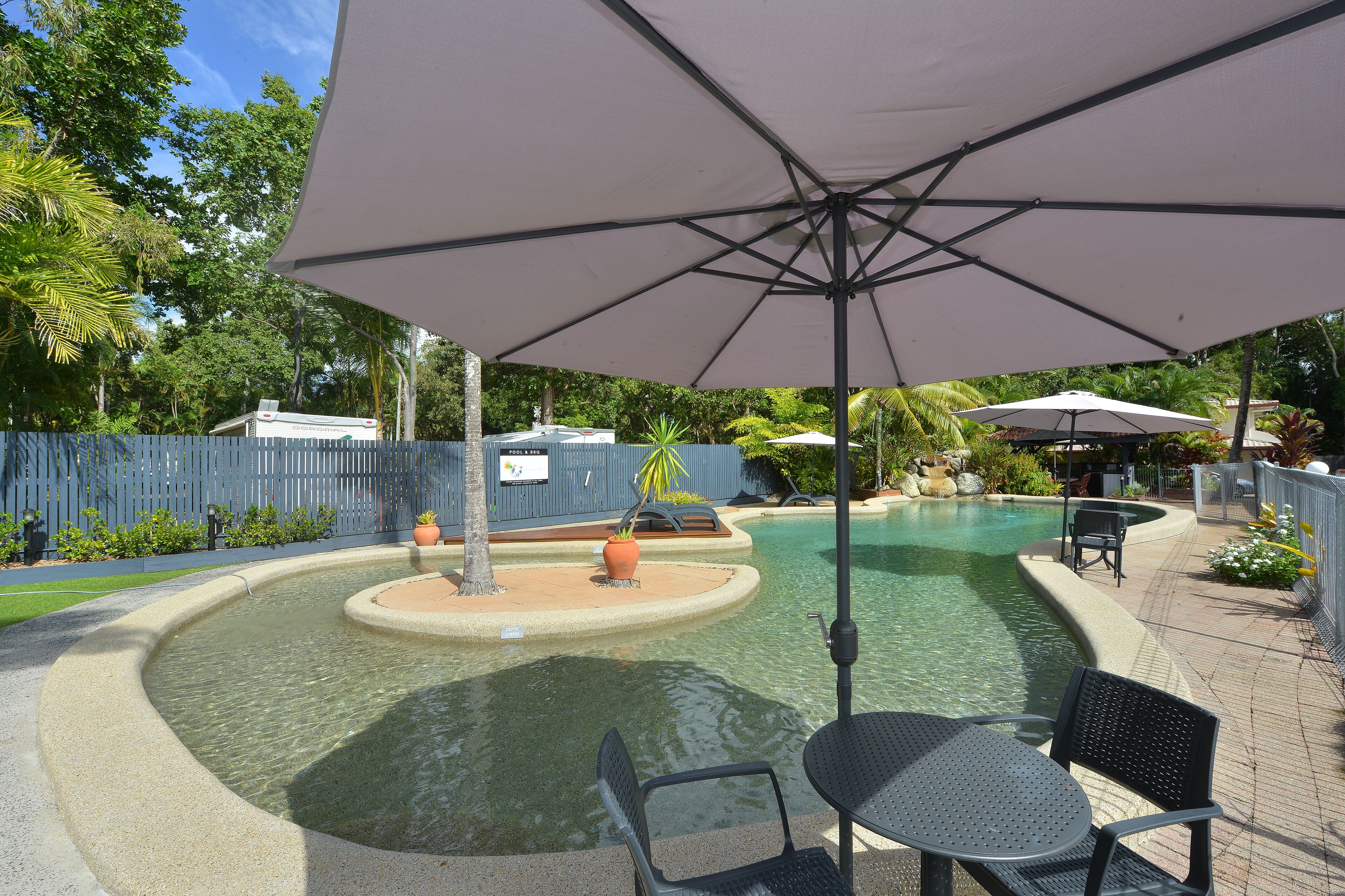 Superior One Bedroom Apartment