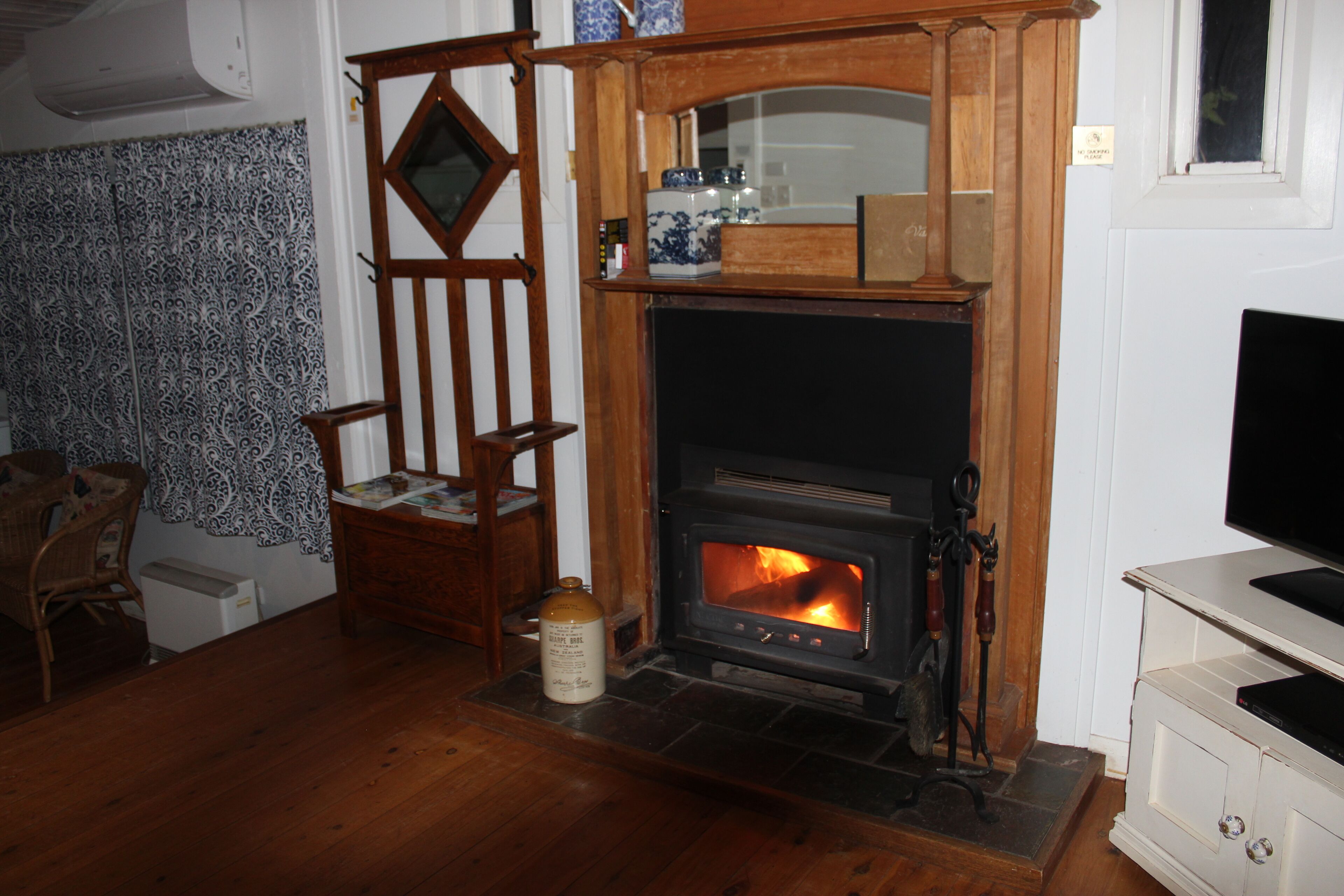 Country Cottage at Outback Cellar Dubbo