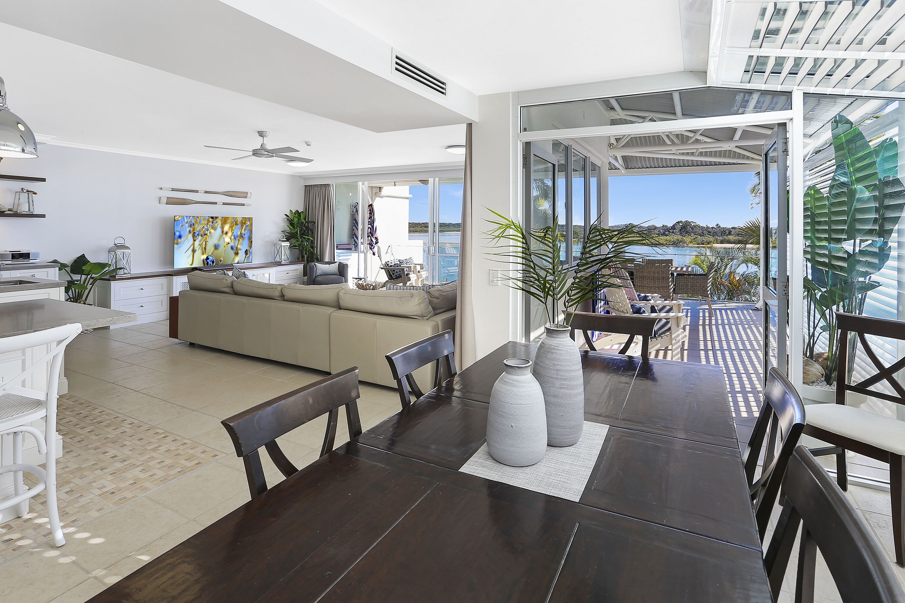 RIVERFRONT APARTMENT