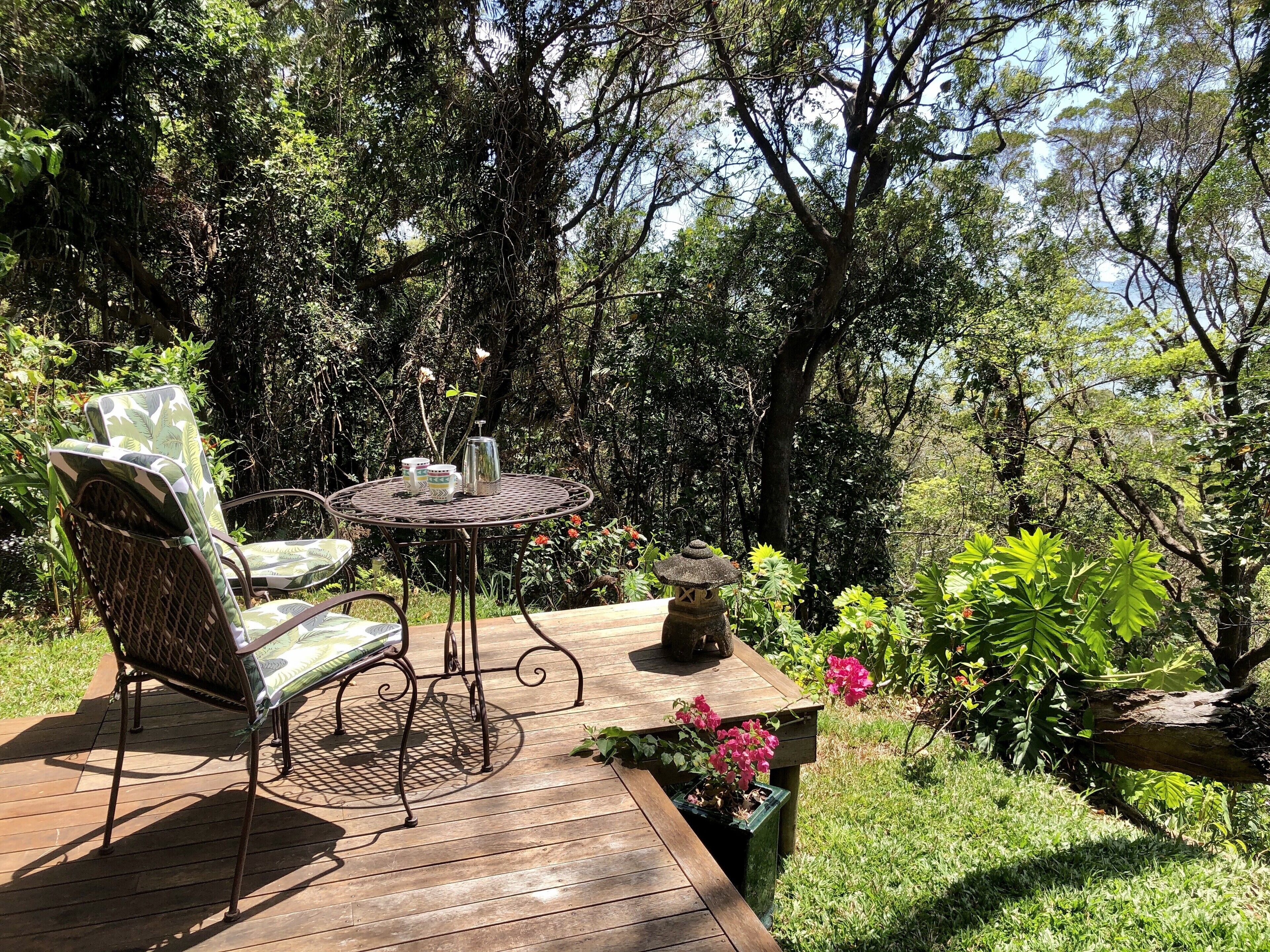 Gunnadoo - Ocean View Hut With Jacuzzi Private Rainforest Setting