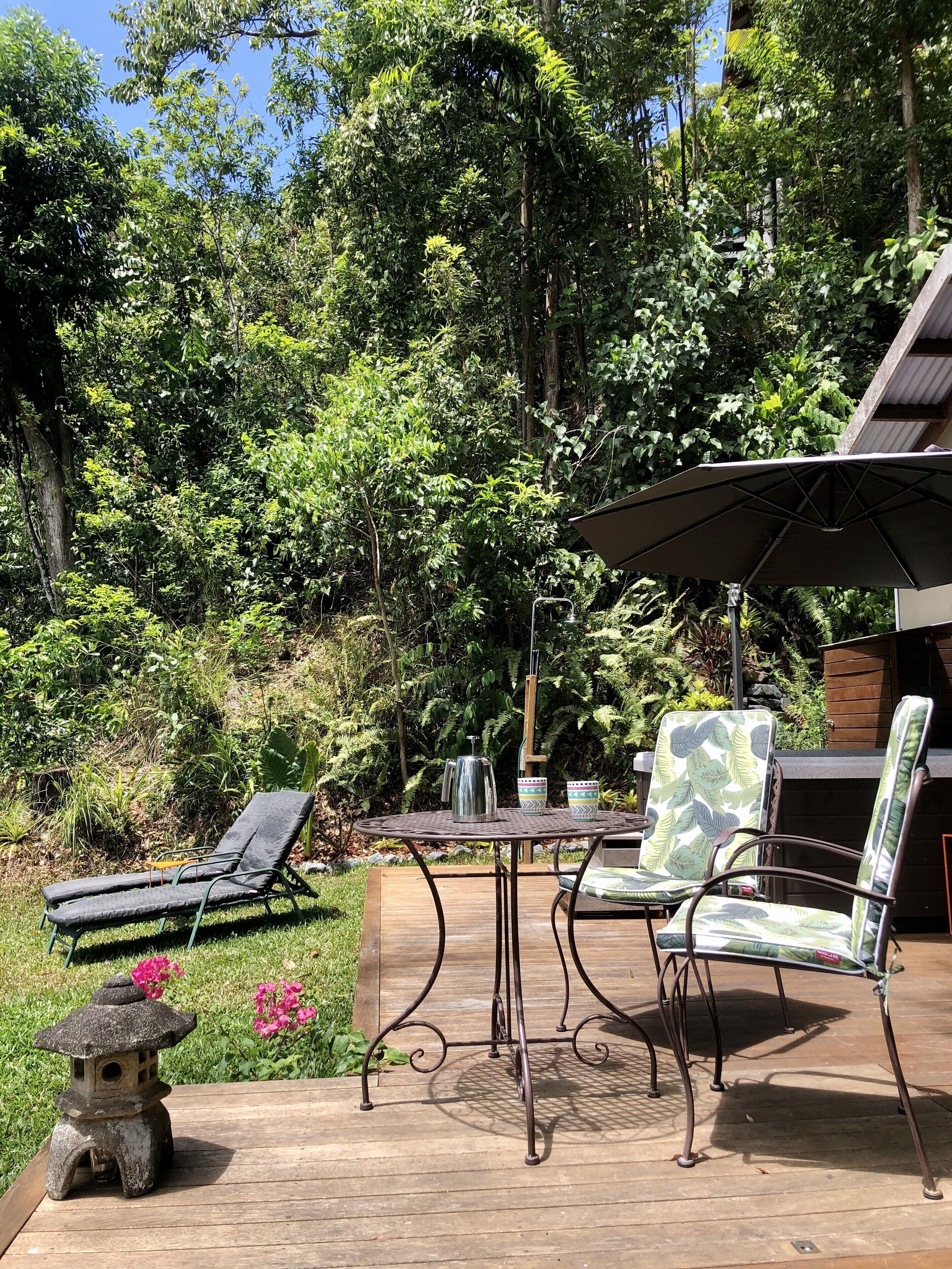 Gunnadoo - Ocean View Hut With Jacuzzi Private Rainforest Setting