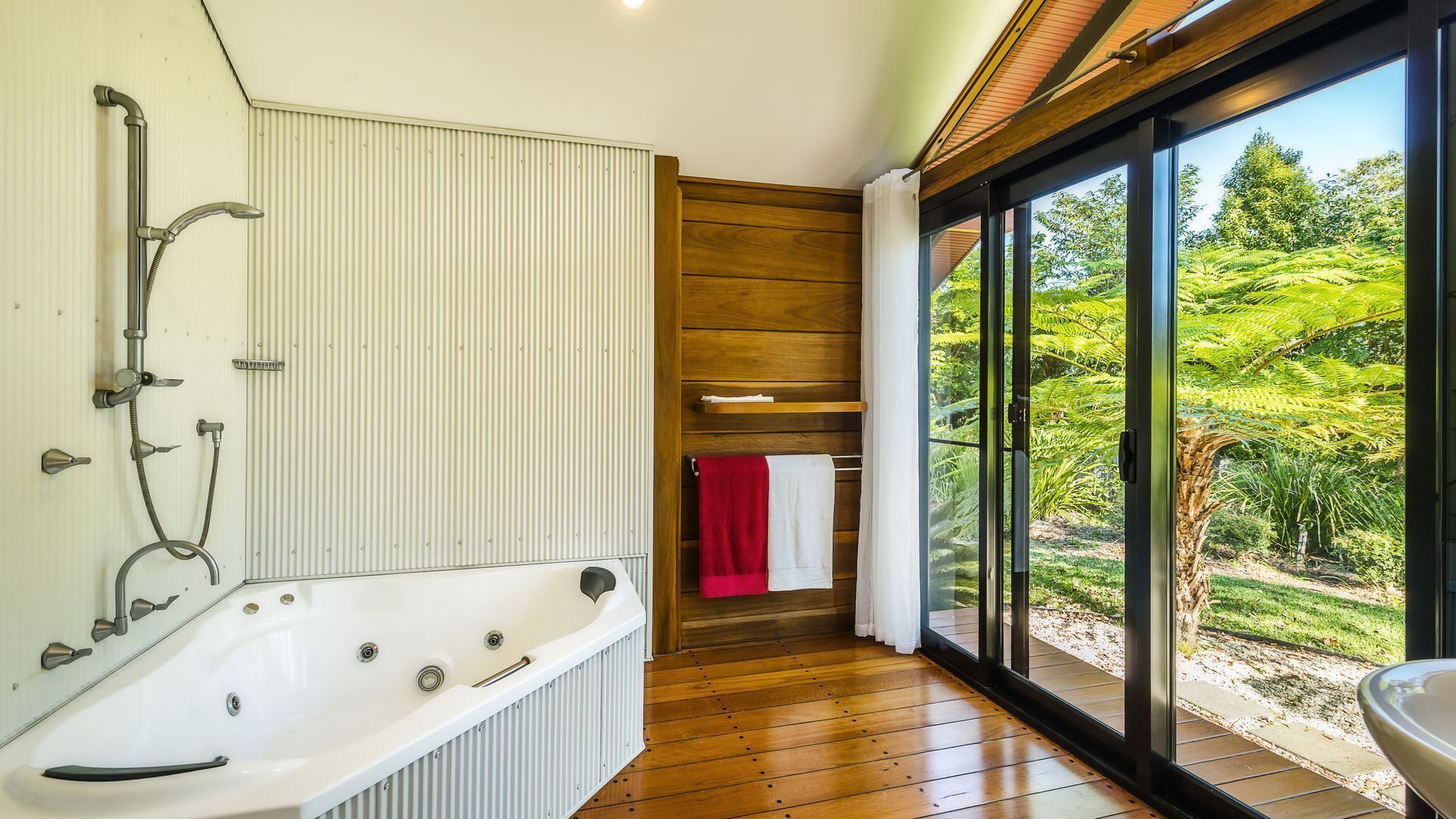 Promised Land Retreat - The Bower