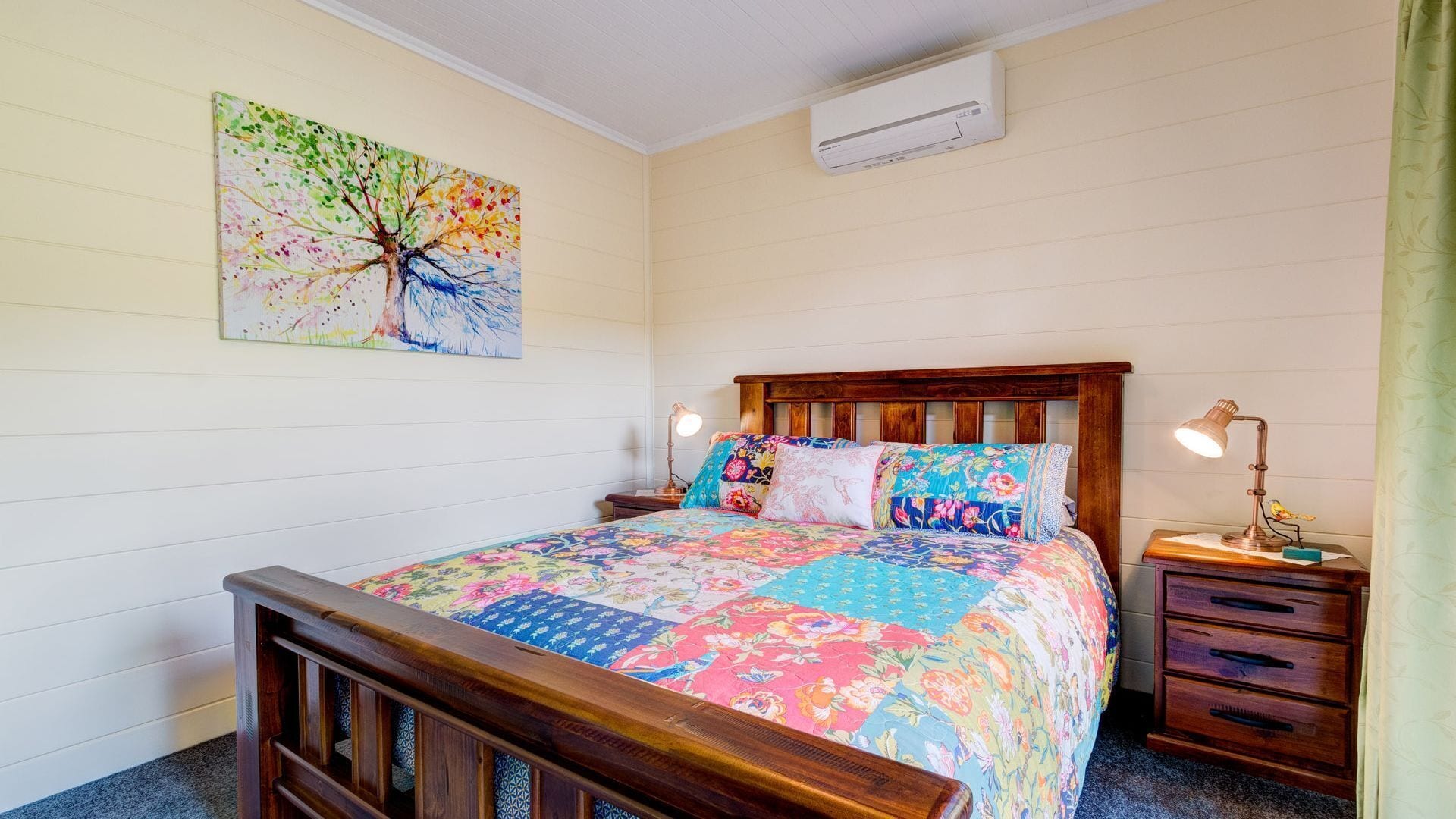 ALL ABOUT ME BED AND BREAKFAST