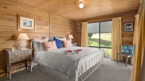 3 Schlafzimmer, Bügeleisen/Bügelbrett, Internetzugang, Bettwäsche