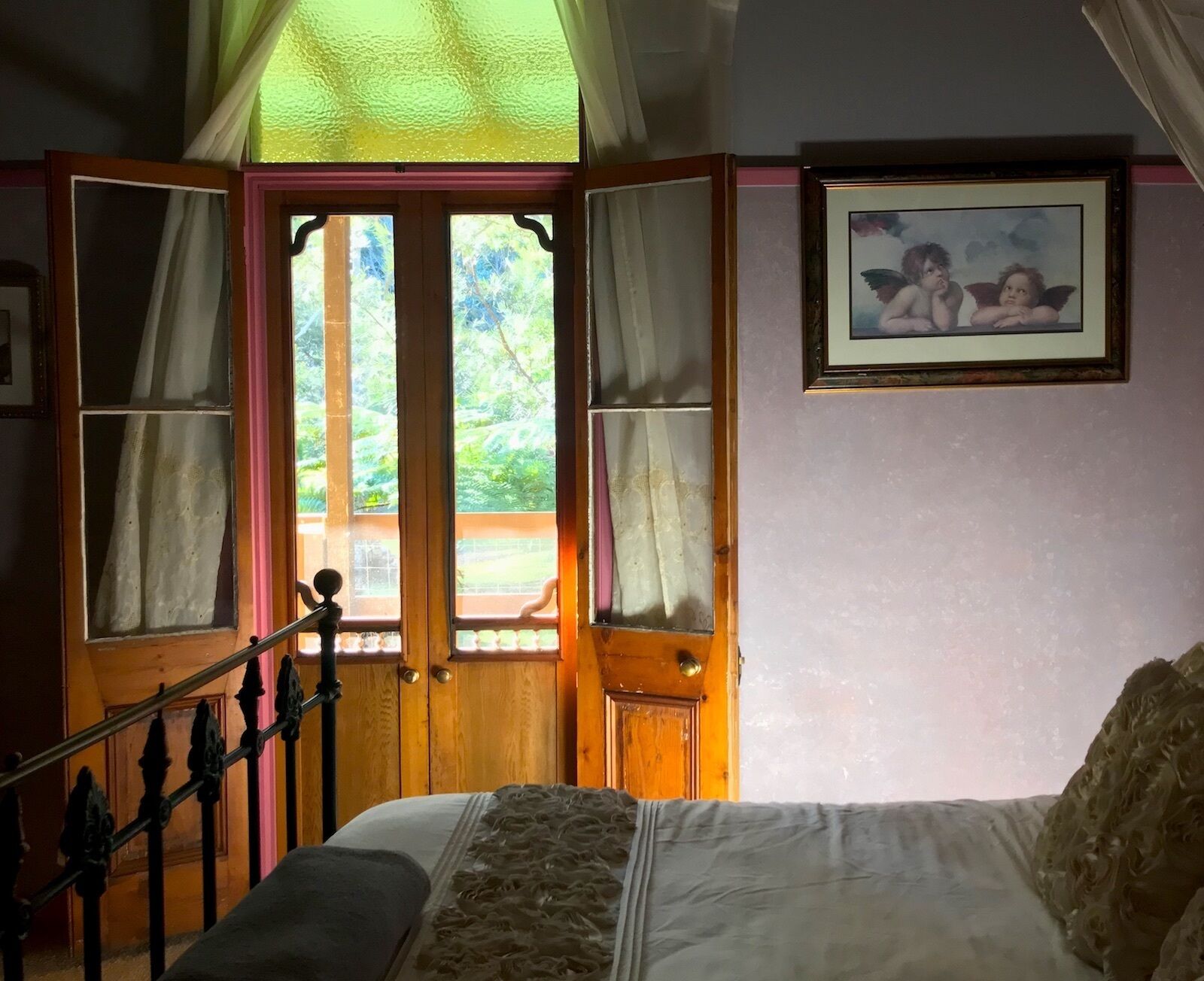 A beautiful place to be together - historic Gleniffer homestead near Bellingen